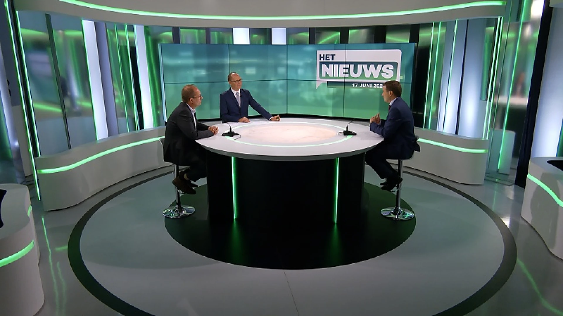 Het Ultieme Rectorendebat: 'Universiteit Hasselt moet toch voor 12 nieuwe richtingen gaan'