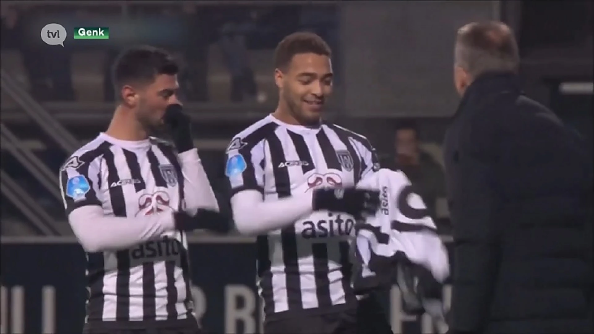 Cyriel Dessers voor 4 seizoenen naar Racing Genk