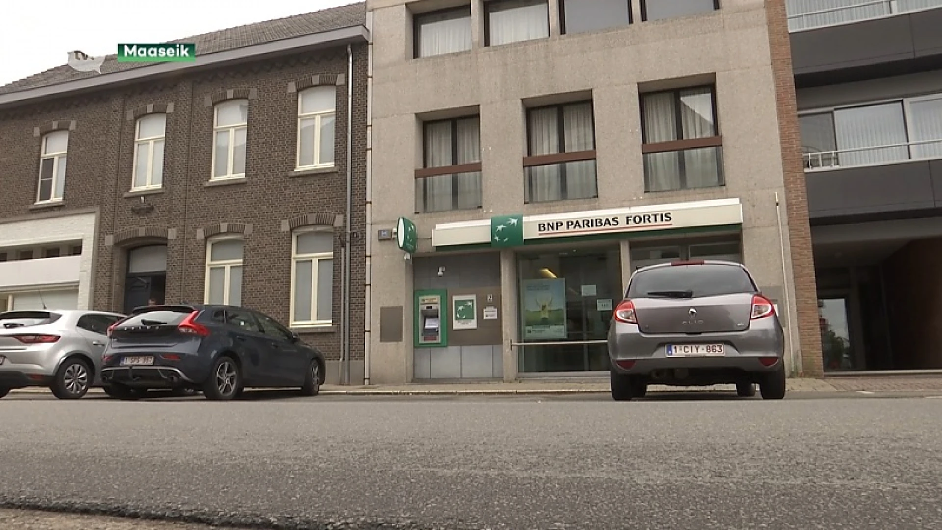 Politie schiet tijdens vluchtmisdrijf in Maasmechelen en onderzoekt poging tot plofkraak in Maaseik