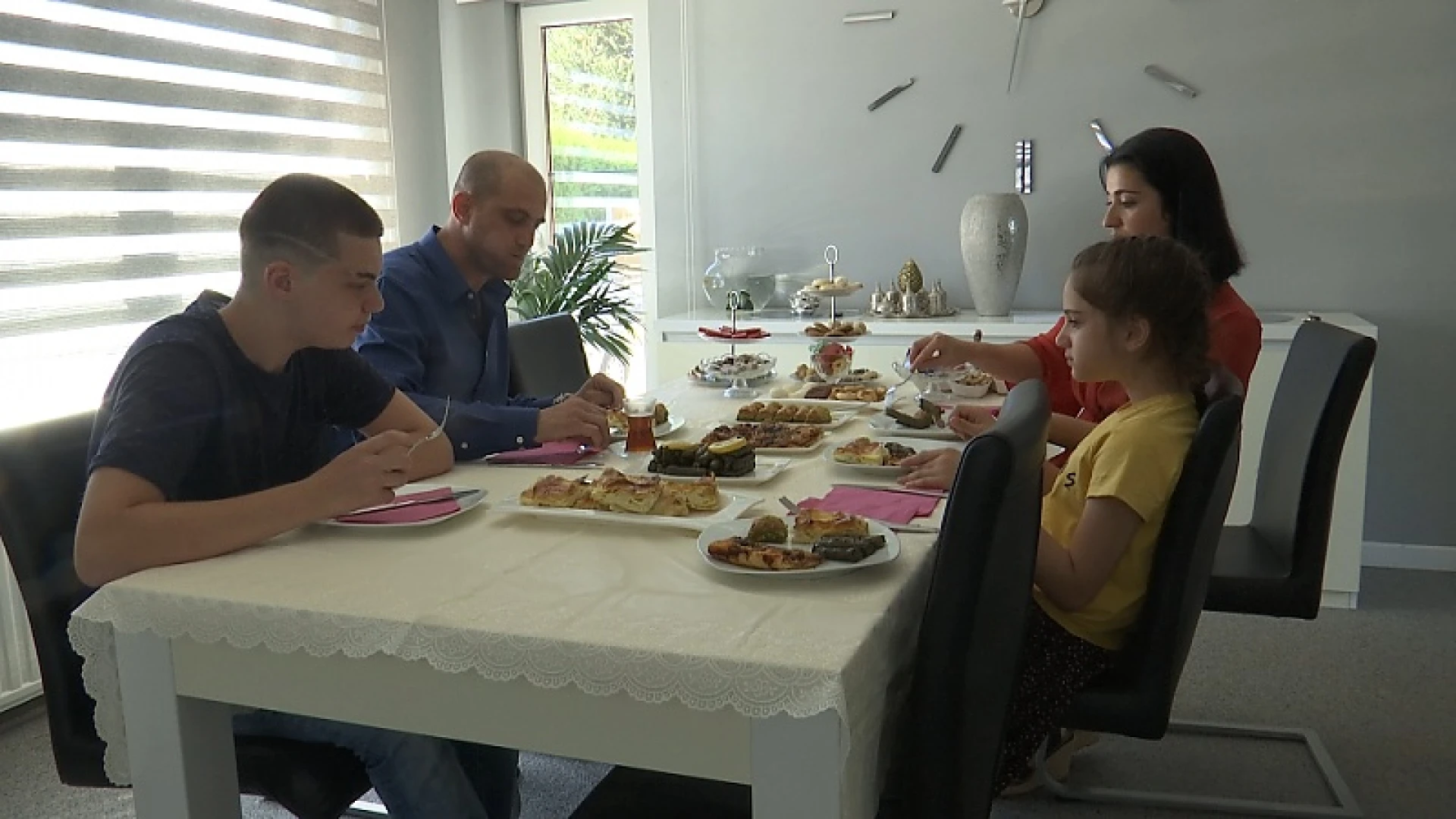 Lommels gezin viert Offerfeest in eigen bubbel
