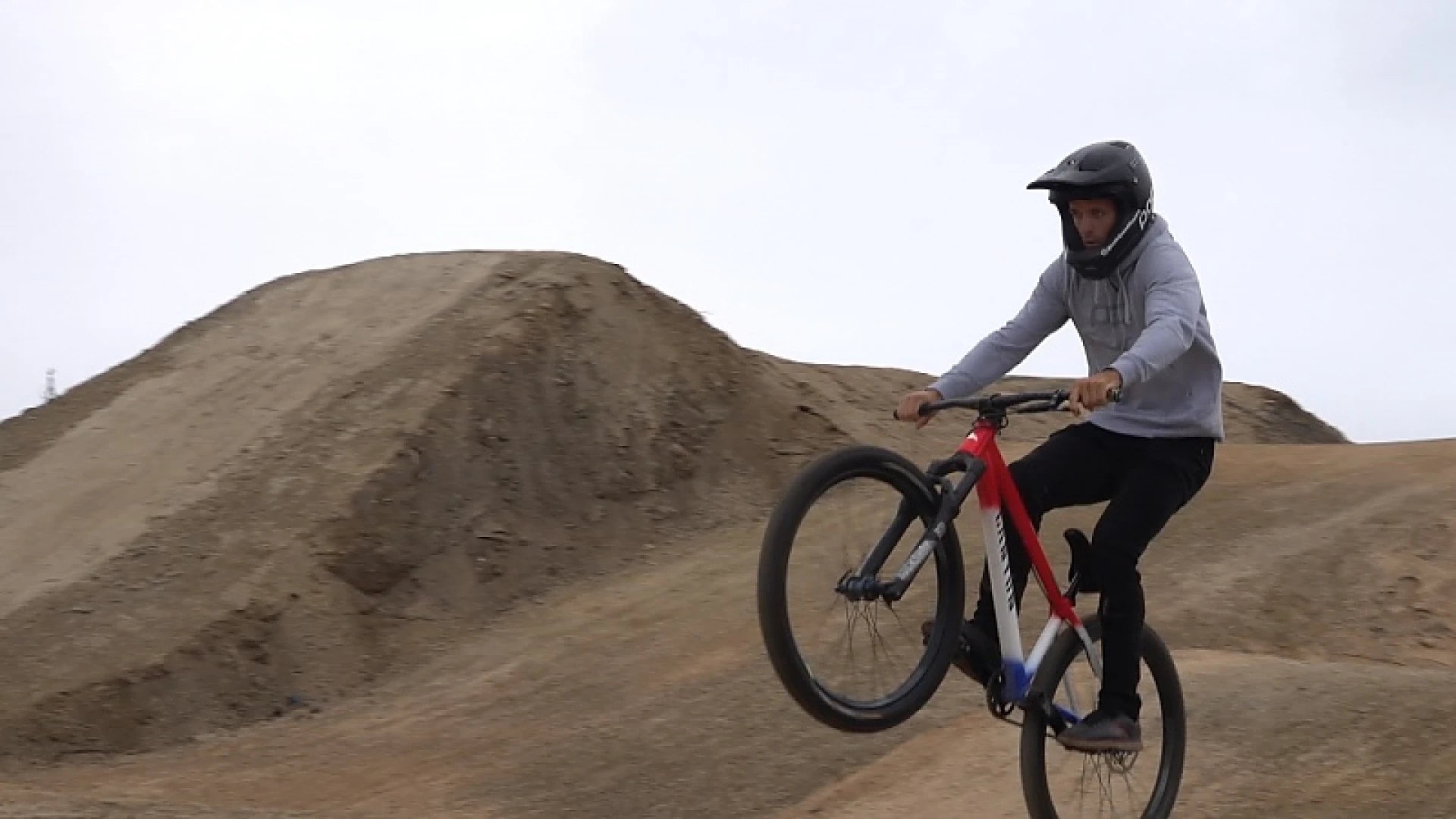 Beringen stelt drie nieuwe dirt jumps voor