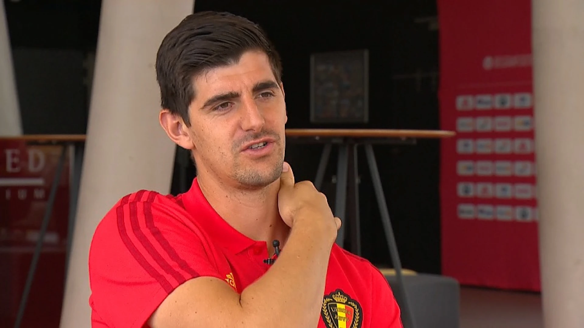 Thibaut Courtois verlaat trainingskamp van de Rode Duivels