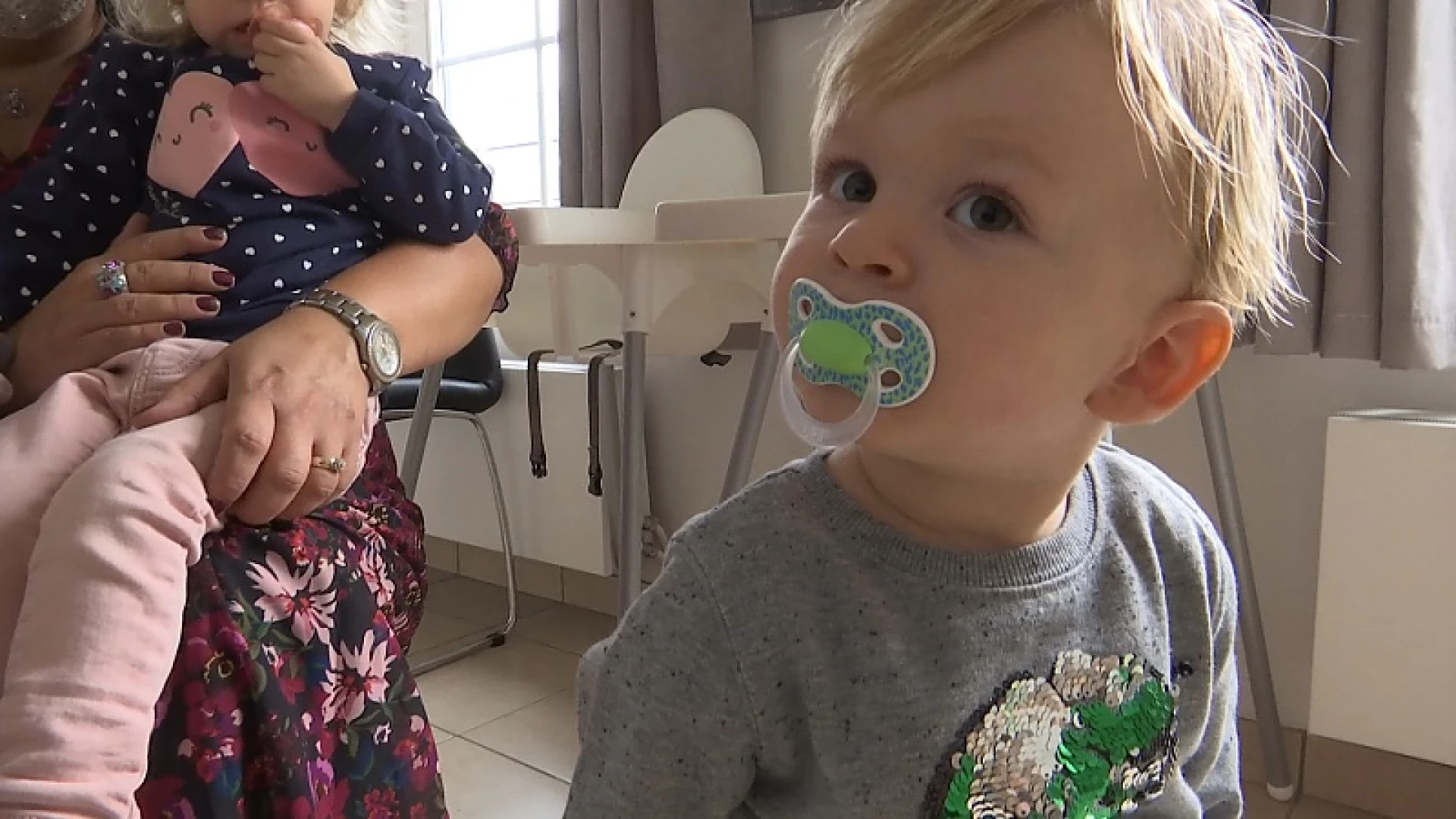 Hoofdafbeelding voor artikel Onthaalmoeders in coronatijden