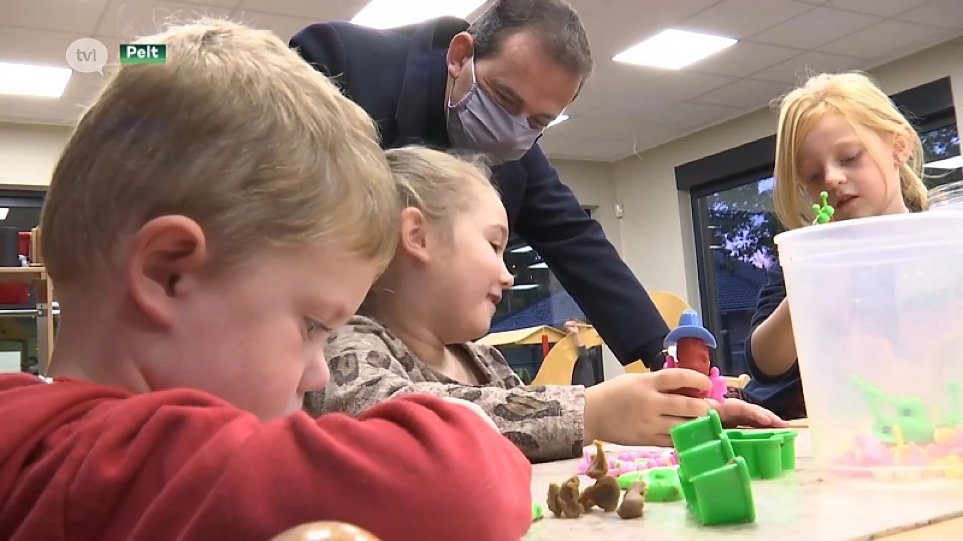 Wouter Beke: "Dankzij goede kinderopvang kunnen ziekenhuizen en bedrijven blijvend draaien."