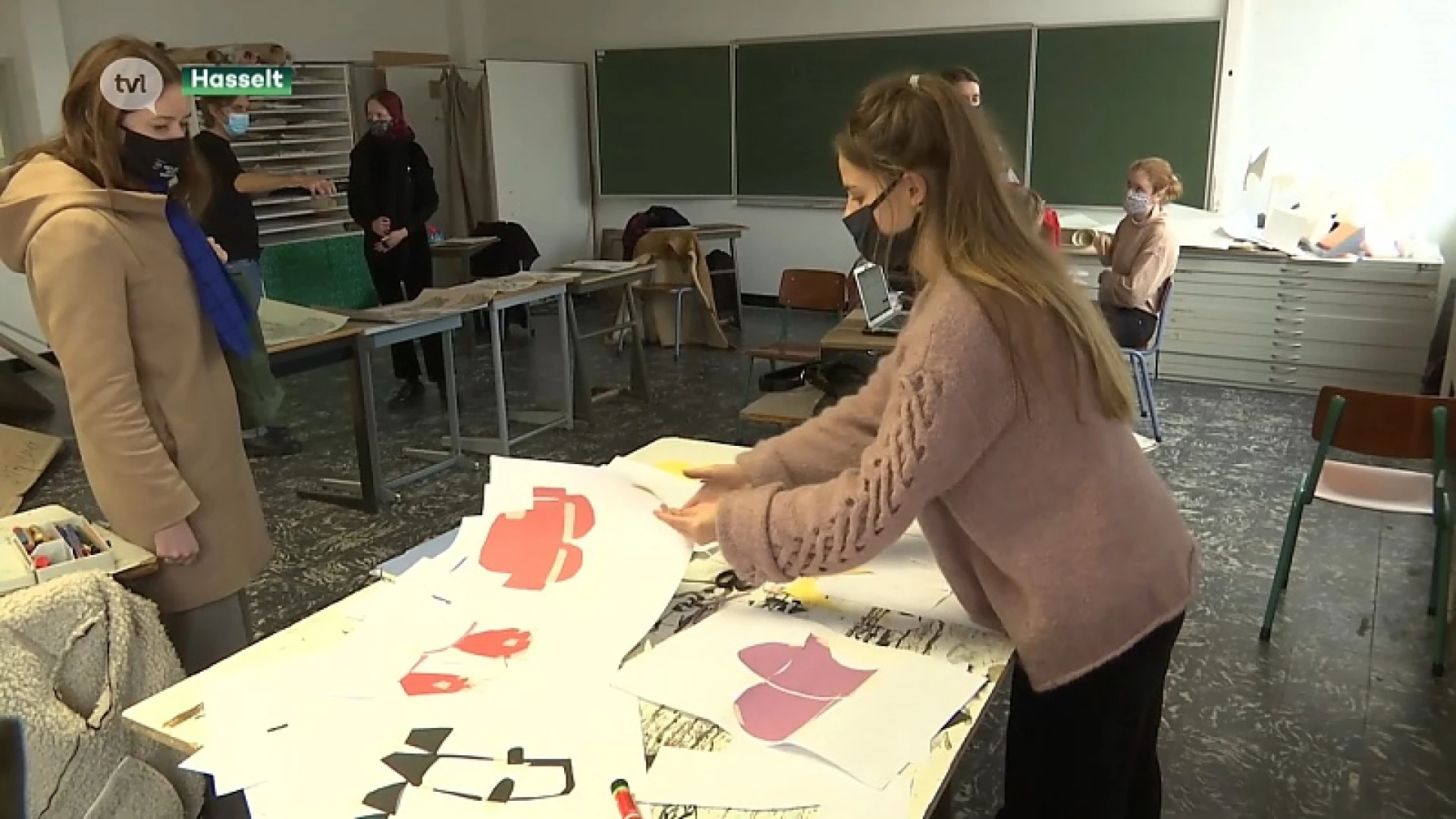 PXL wil zo veel mogelijk examens online, UHasselt en UCLL geven prioriteit aan examens op de campus