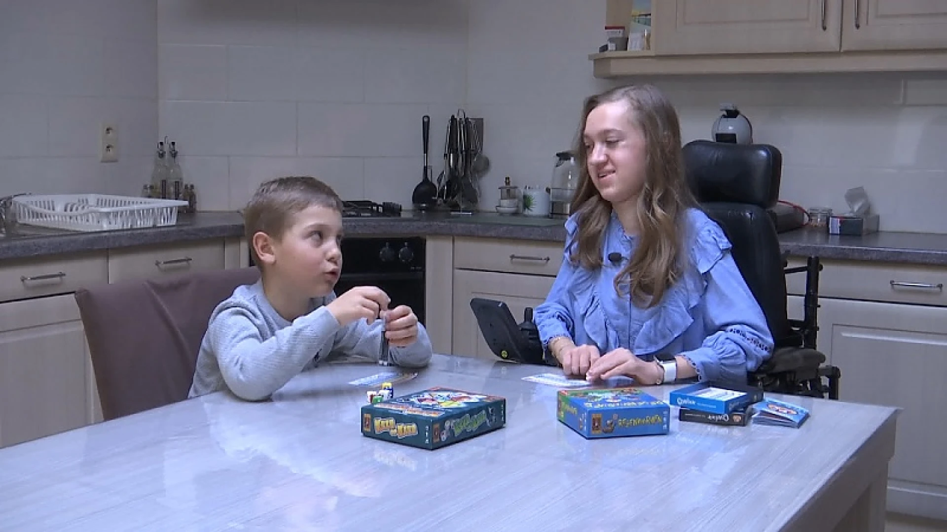 18-jarige Hasseltse met ongeneeslijke spierziekte SMA ijvert voor invoering snelle opsporing via hielprik.