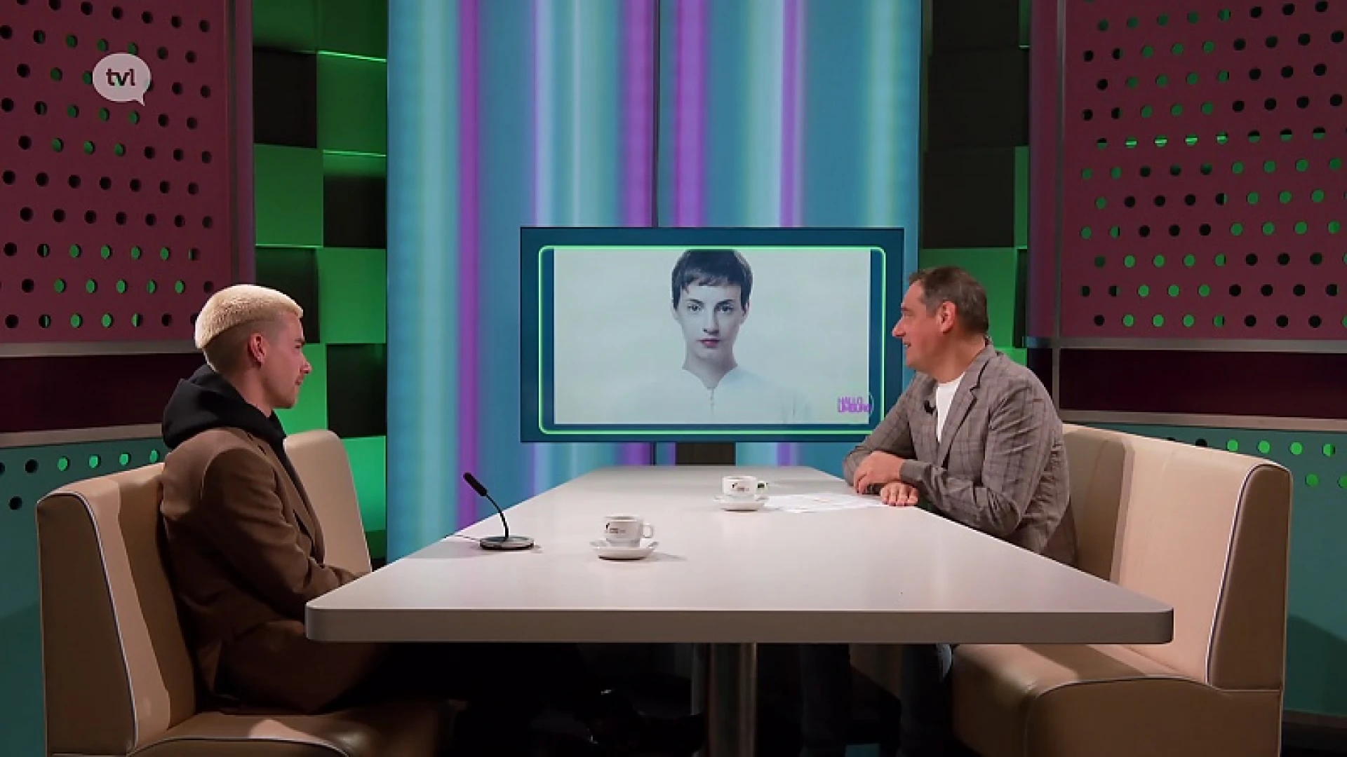Robin Joris Dullers maakt videoclip  Noémie Wolfs