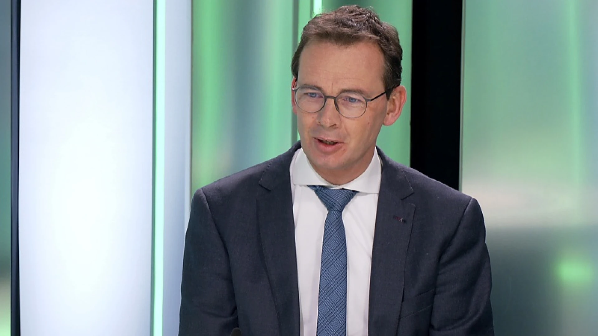 Wouter Beke: "Geen reden om te stoppen met vaccin van AstraZeneca"