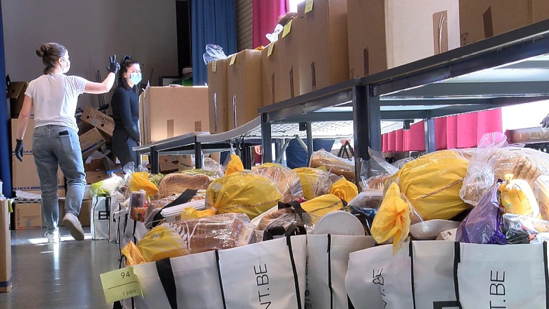 Armoedekloof vergroot door corona: 170 voedselpakketten bedeeld in Beringen