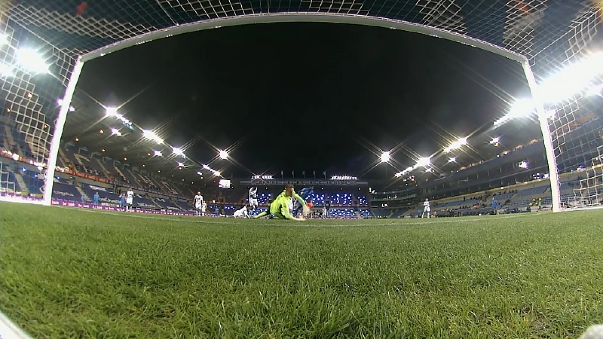 Racing Genk heropent titelstrijd