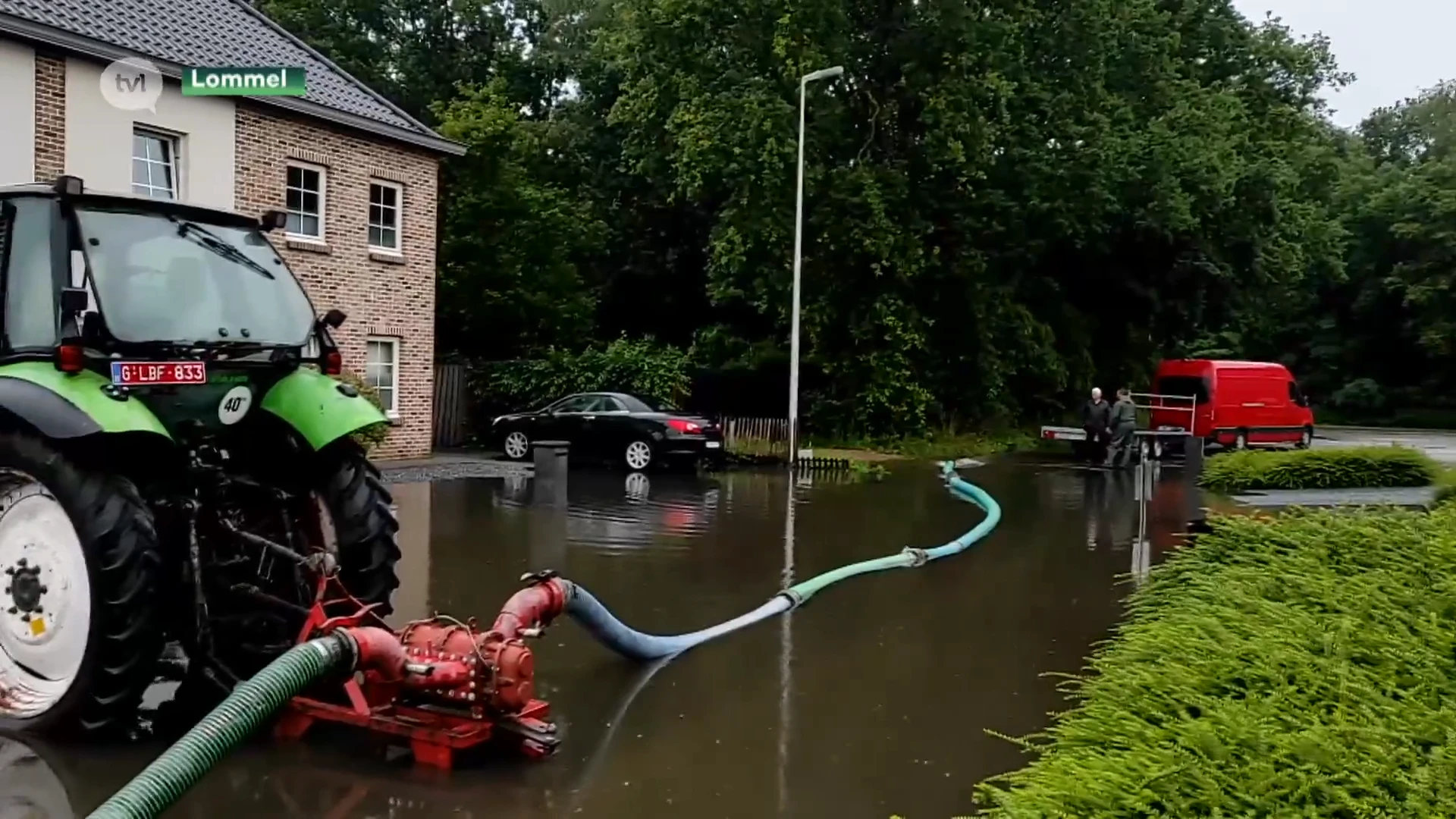 In heel de provincie veel wateroverlast.