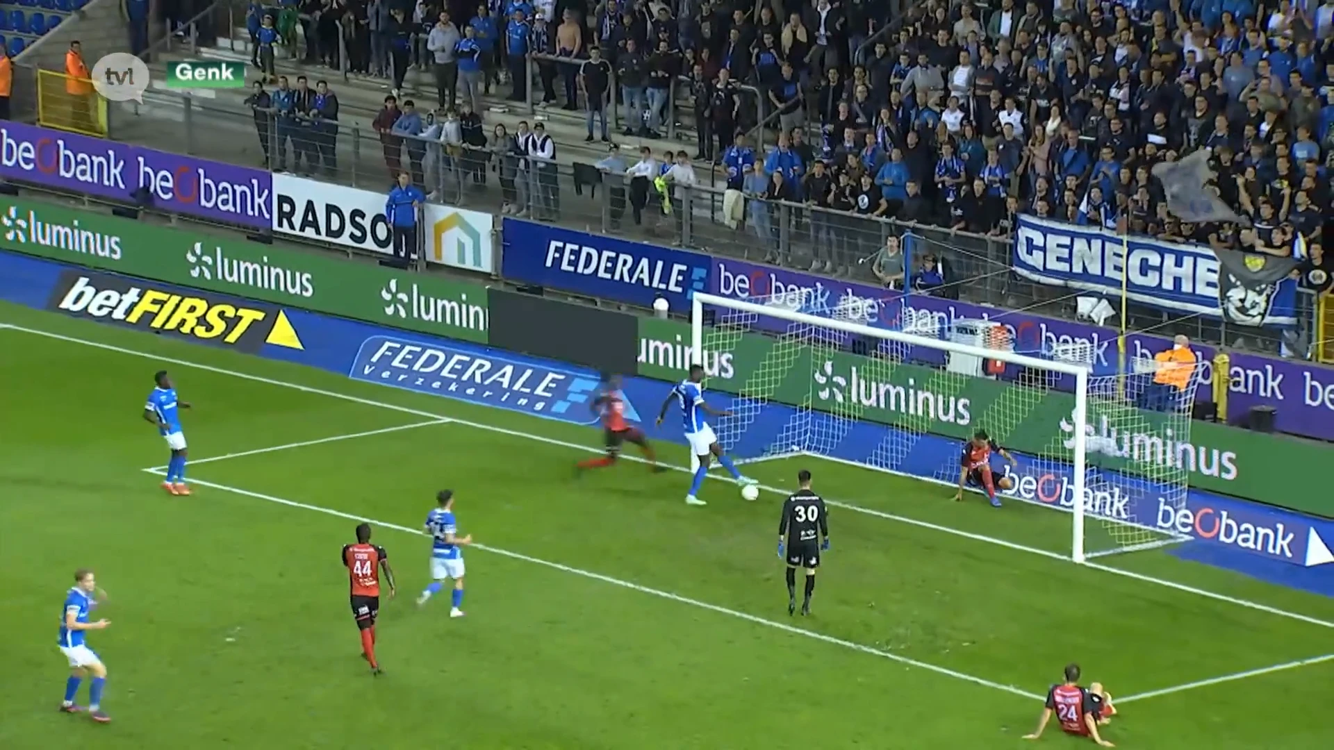 Racing Genk maat te groot voor Seraing