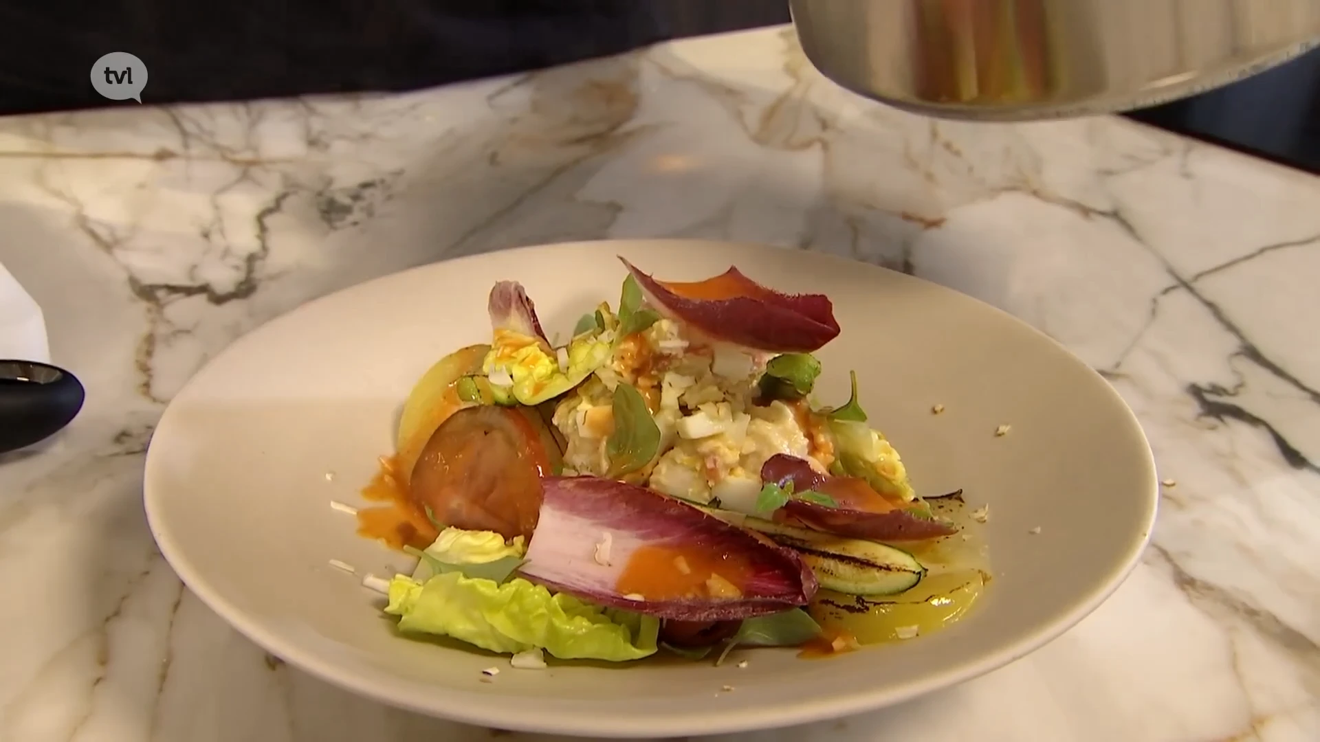 Kreeft - tomaat - courgette - paprika - salade - basilicum