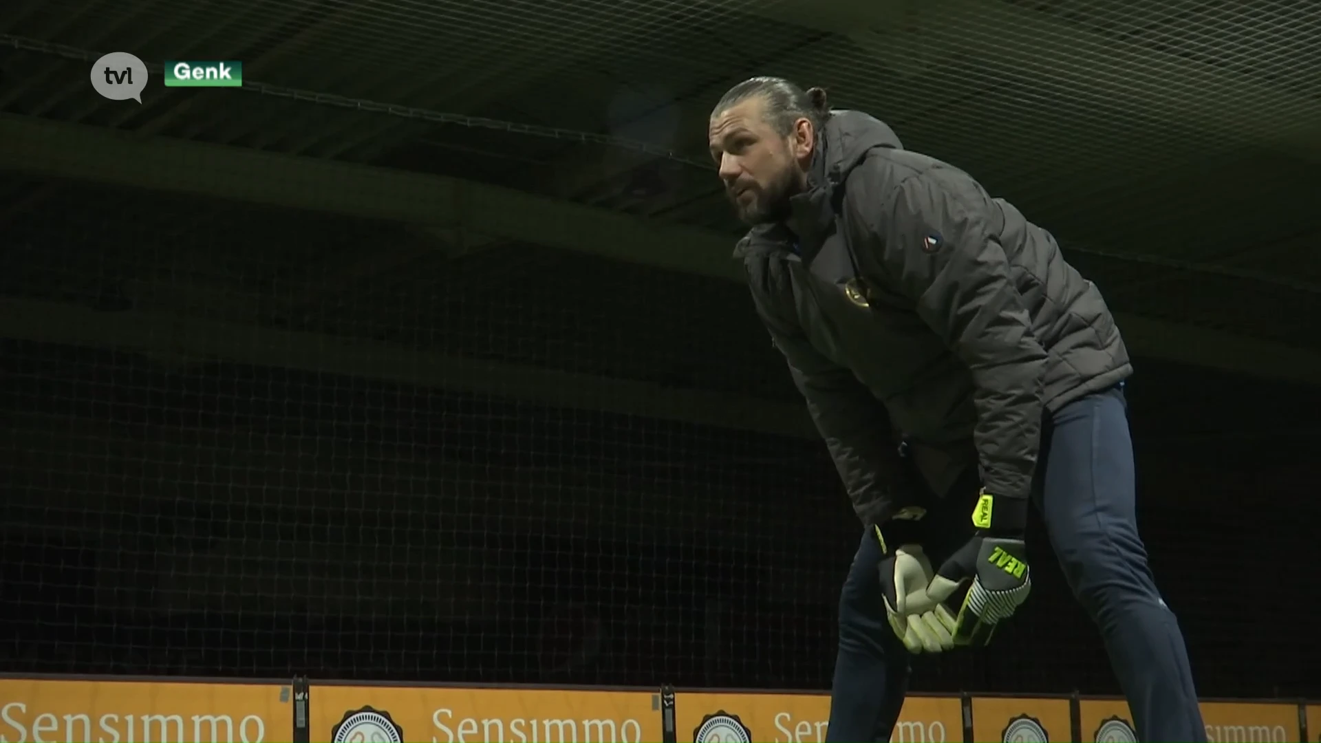 Logan Bailly leidt jonge keepers op in Genkse Soccer Talent Academy