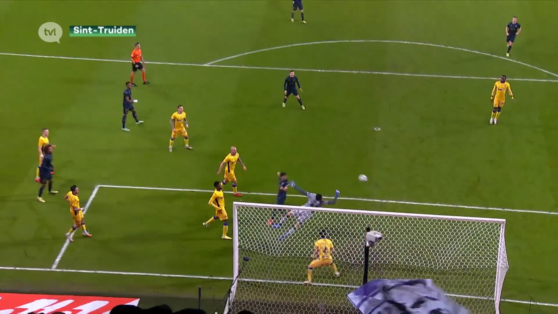 0 op 12 voor STVV na nieuwe nederlaag op Anderlecht