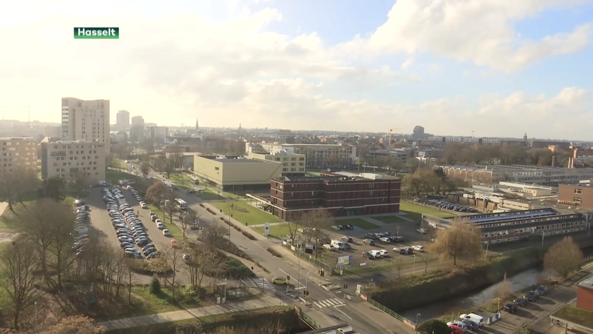 Hasselt bouwt studentencampus om tot verkeersluw groen stadsdeel met hoogbouw