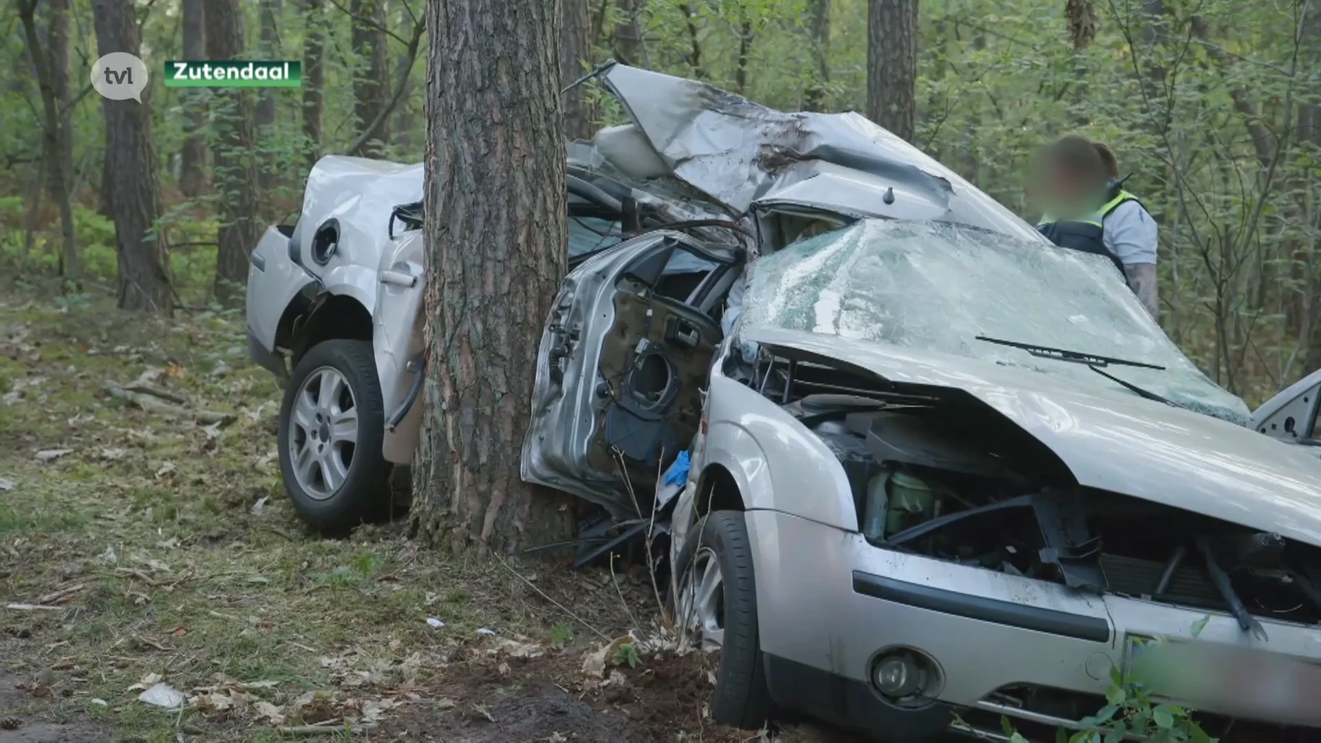 23-jarige man kritiek na klap tegen boom in Zutendaal