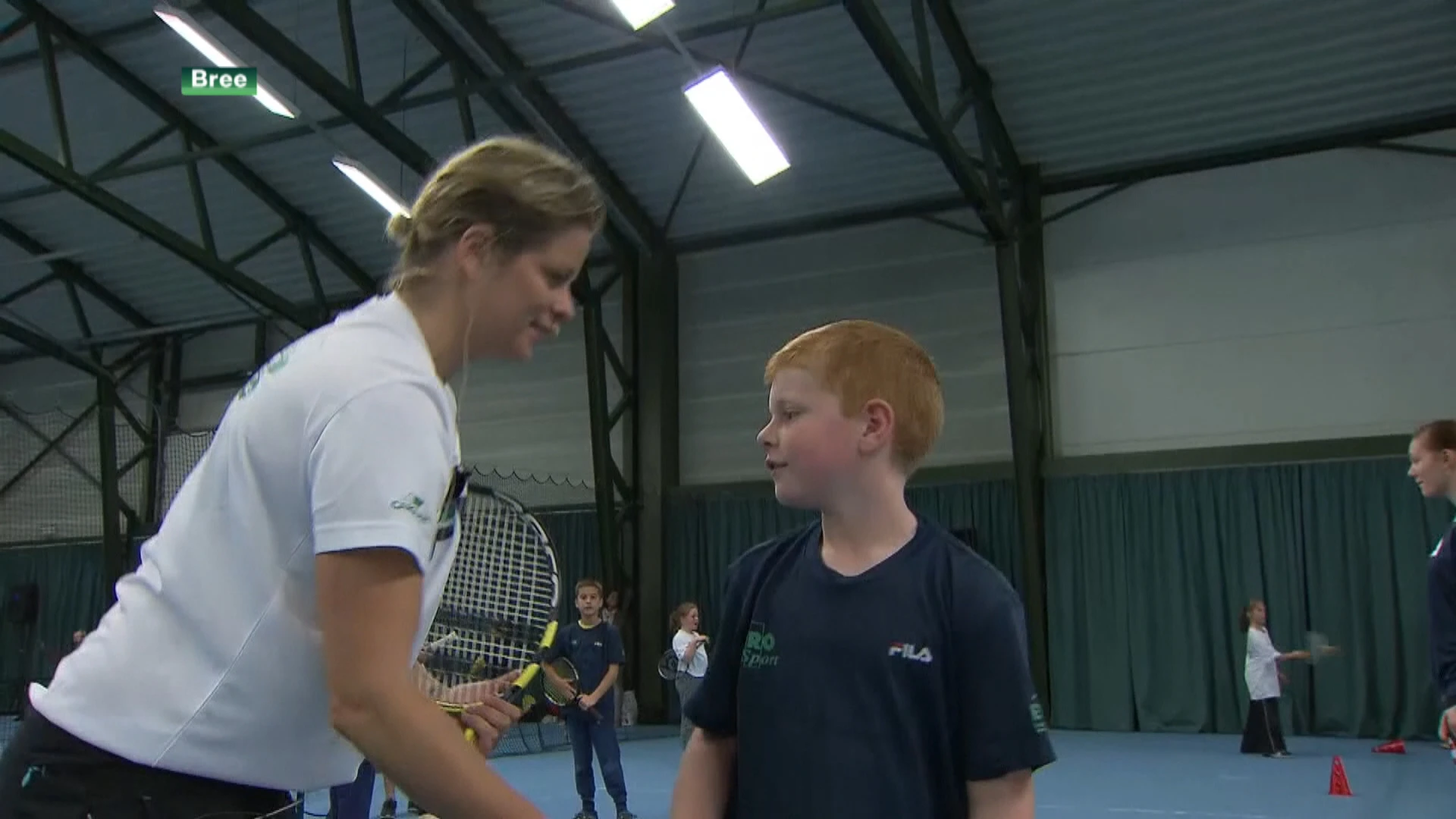 Waarom sluit Kim Clijsters Academy de deuren?