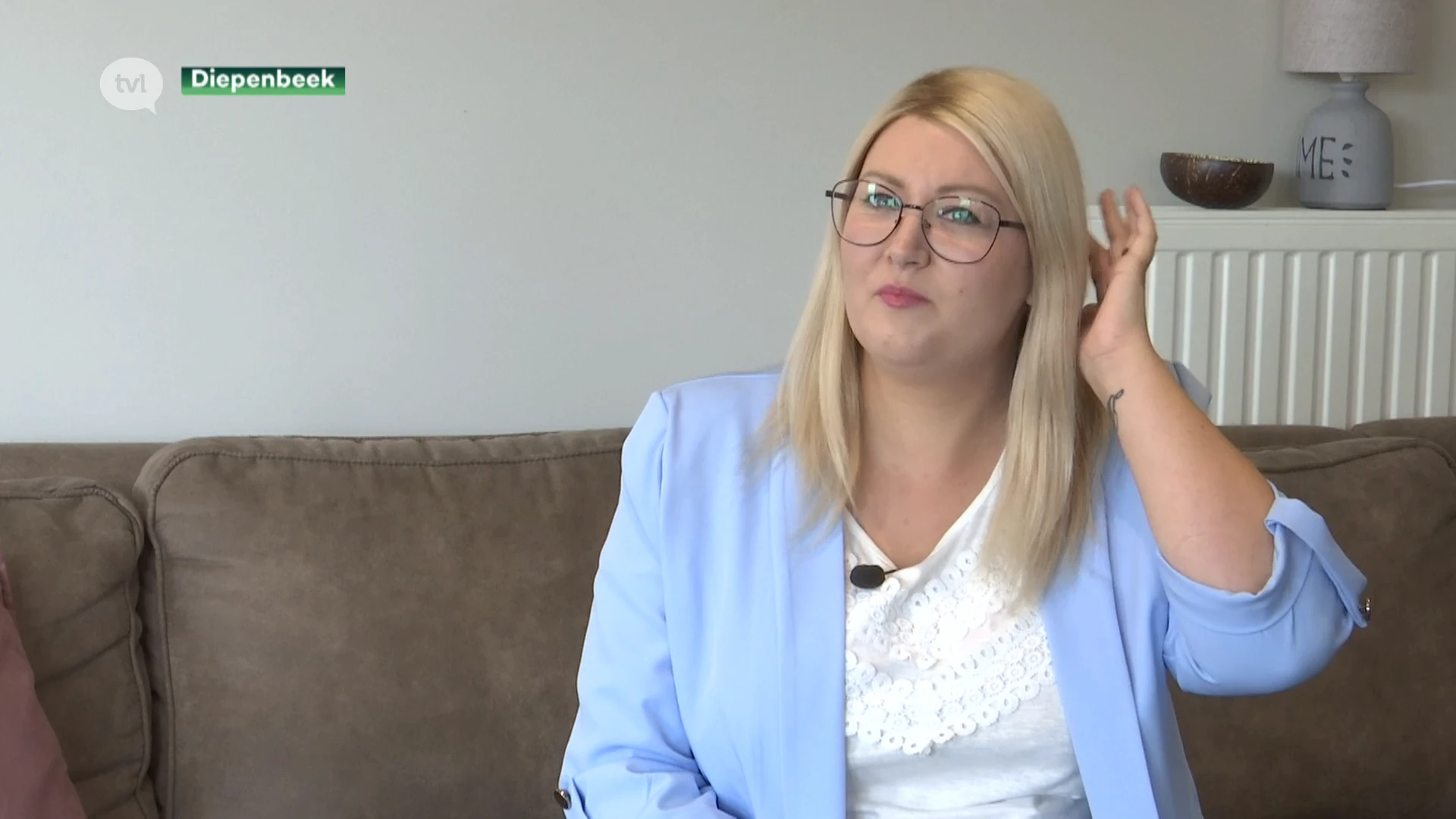 Diepenbeekse spoort volksvertegenwoordigers aan om problemen bij plotse haaruitval op de politieke agenda te zetten
