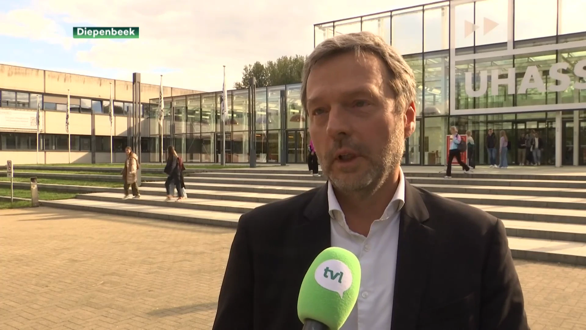 Gouverneur Nationale Bank: 'Enige uitweg is de crisis is zuinig zijn met gas'