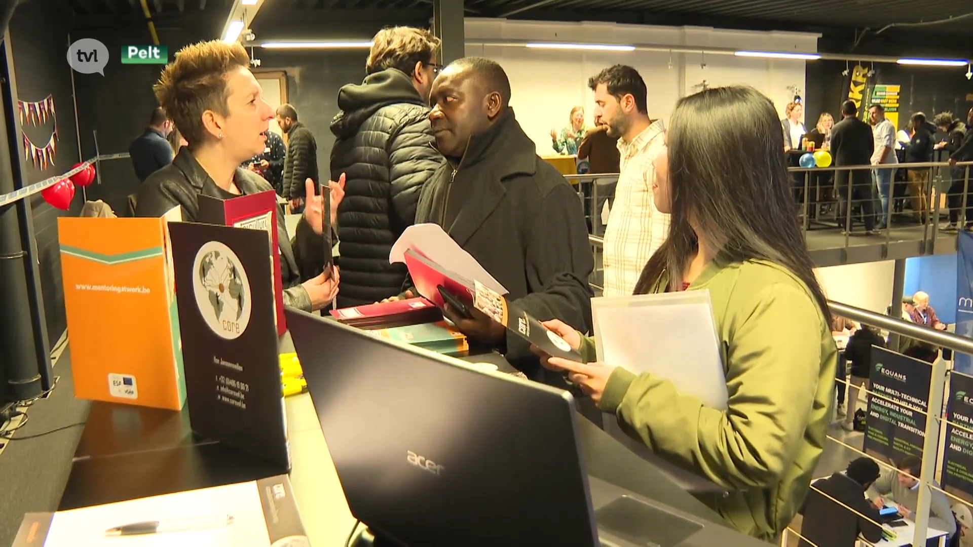 Jobbeurs in Pelt helpt vluchtelingen en nieuwkomers aan werk