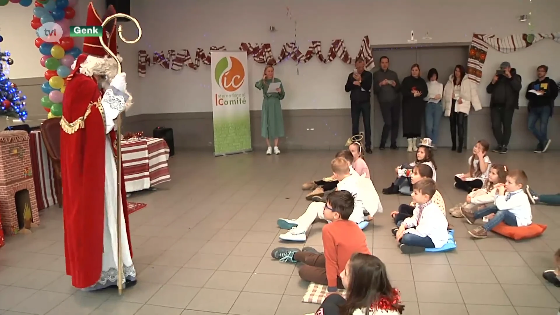 Oekraïense Sinterklaas verrast kinderen in Casa Papa Giovanni in Genk