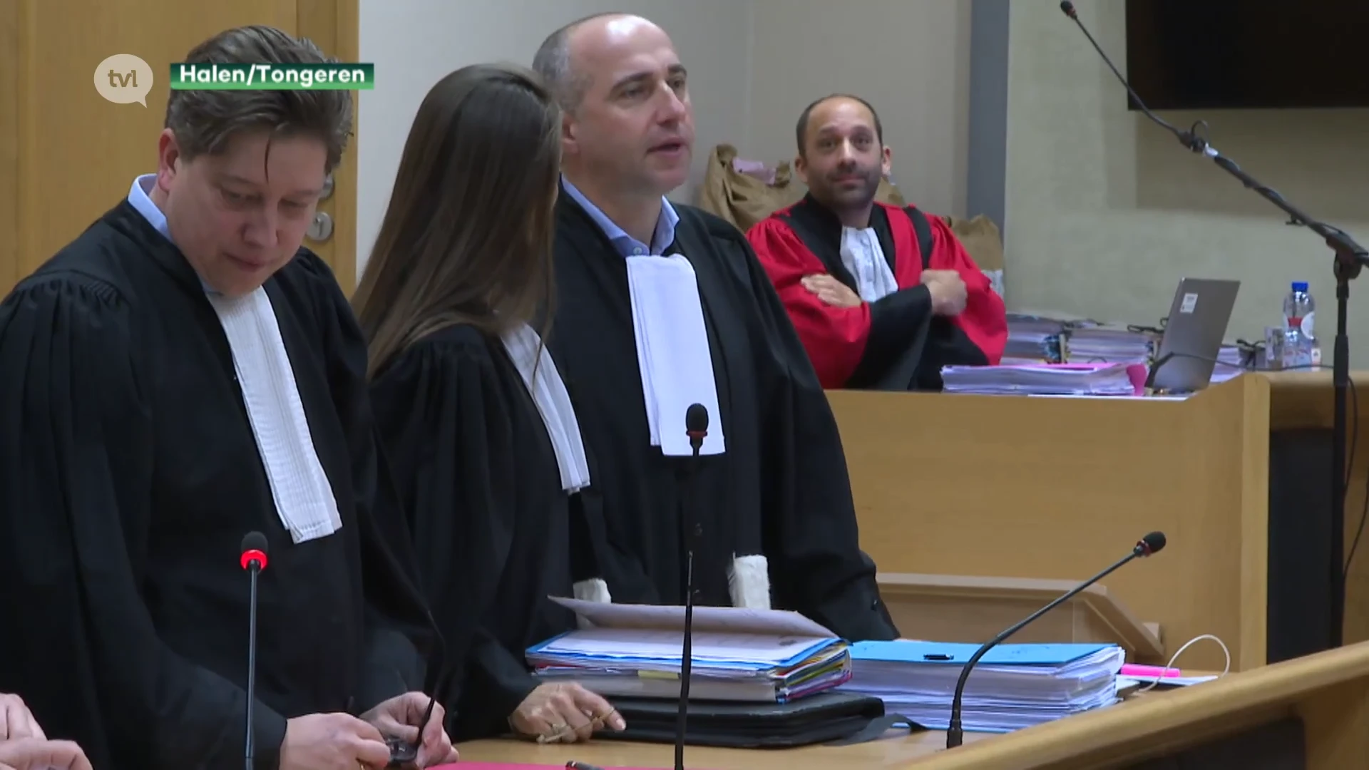 Vrienden en familie slachtoffer getuigen op assisenproces messentrekker: " Ze was een vrouw uit de duizend"