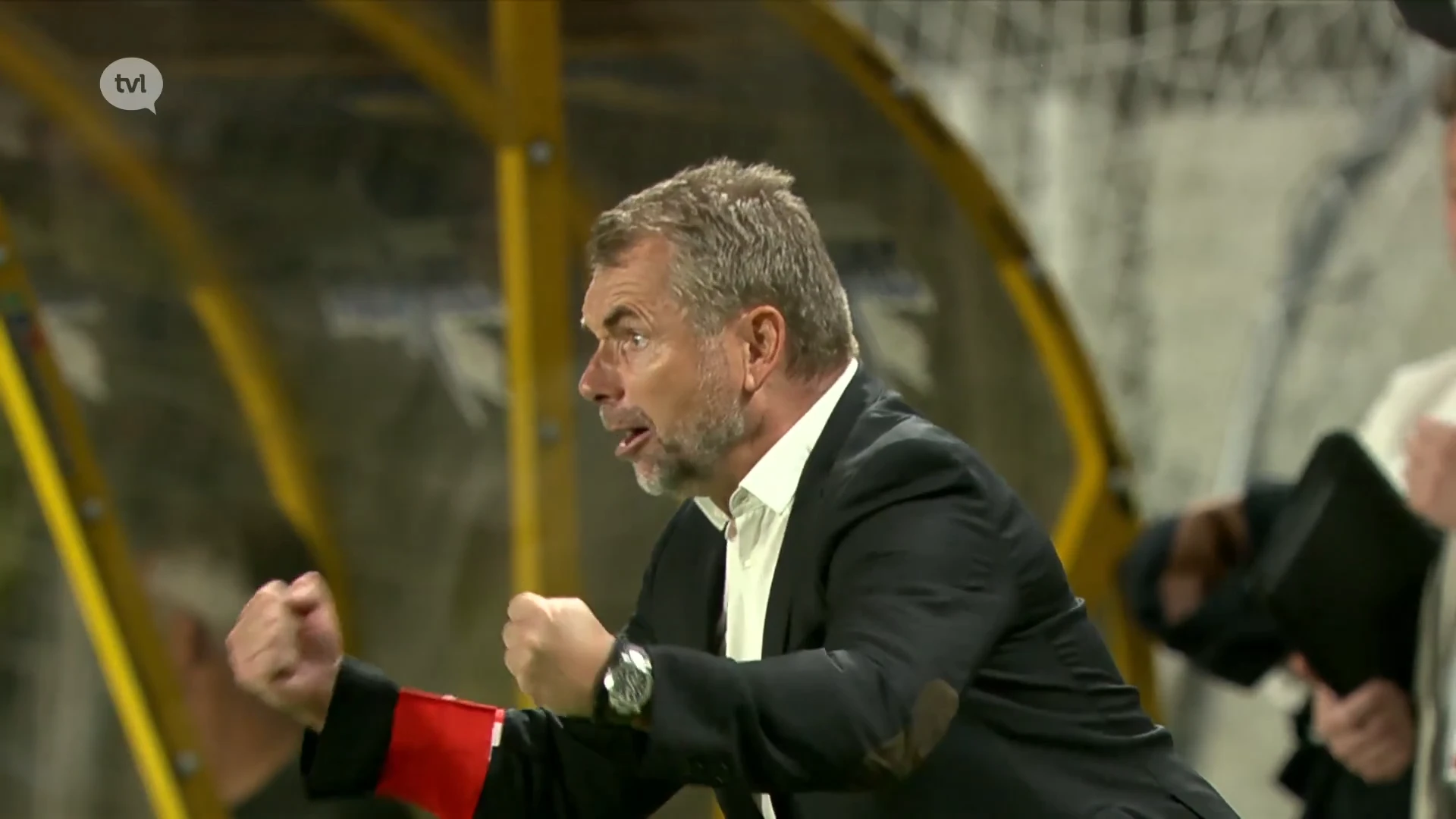 Bernd Hollerbach stopt eind seizoen als coach van STVV