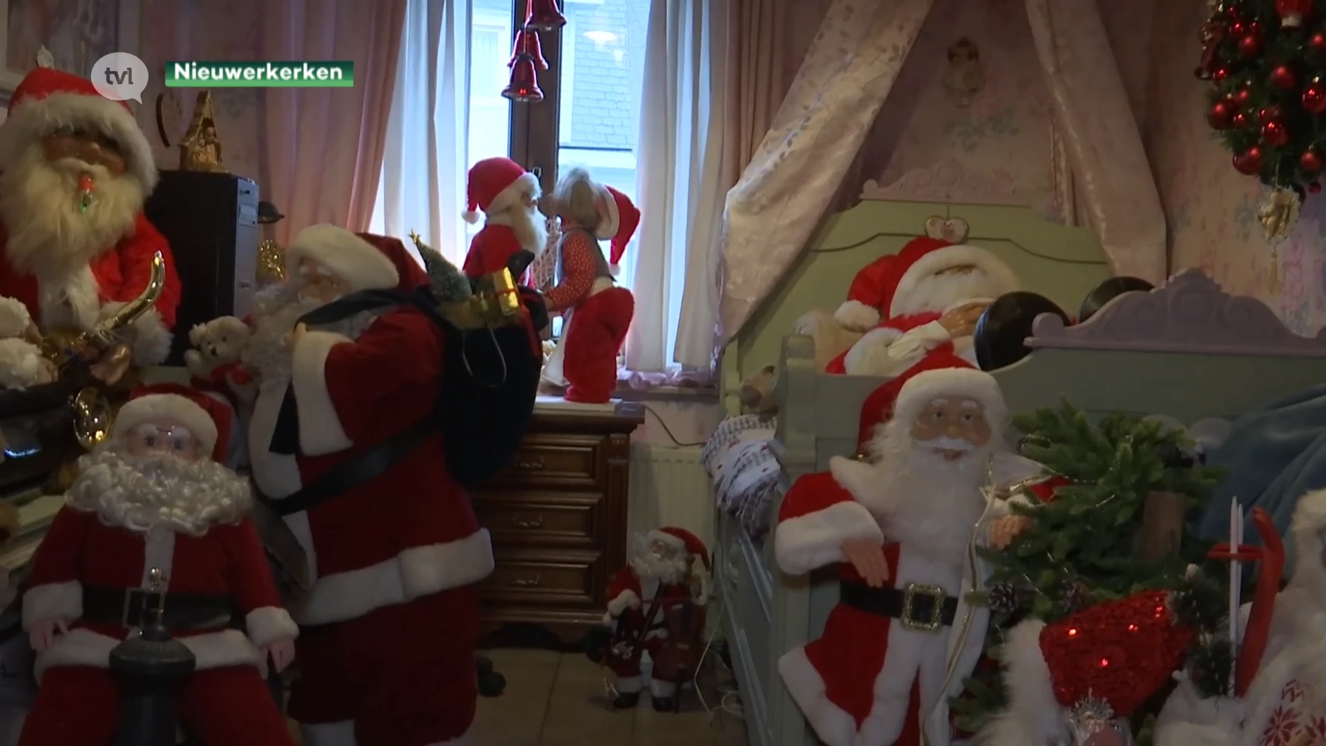 Nieuwerkerkenaar bouwt kerstparadijs met 650 kerstmannen