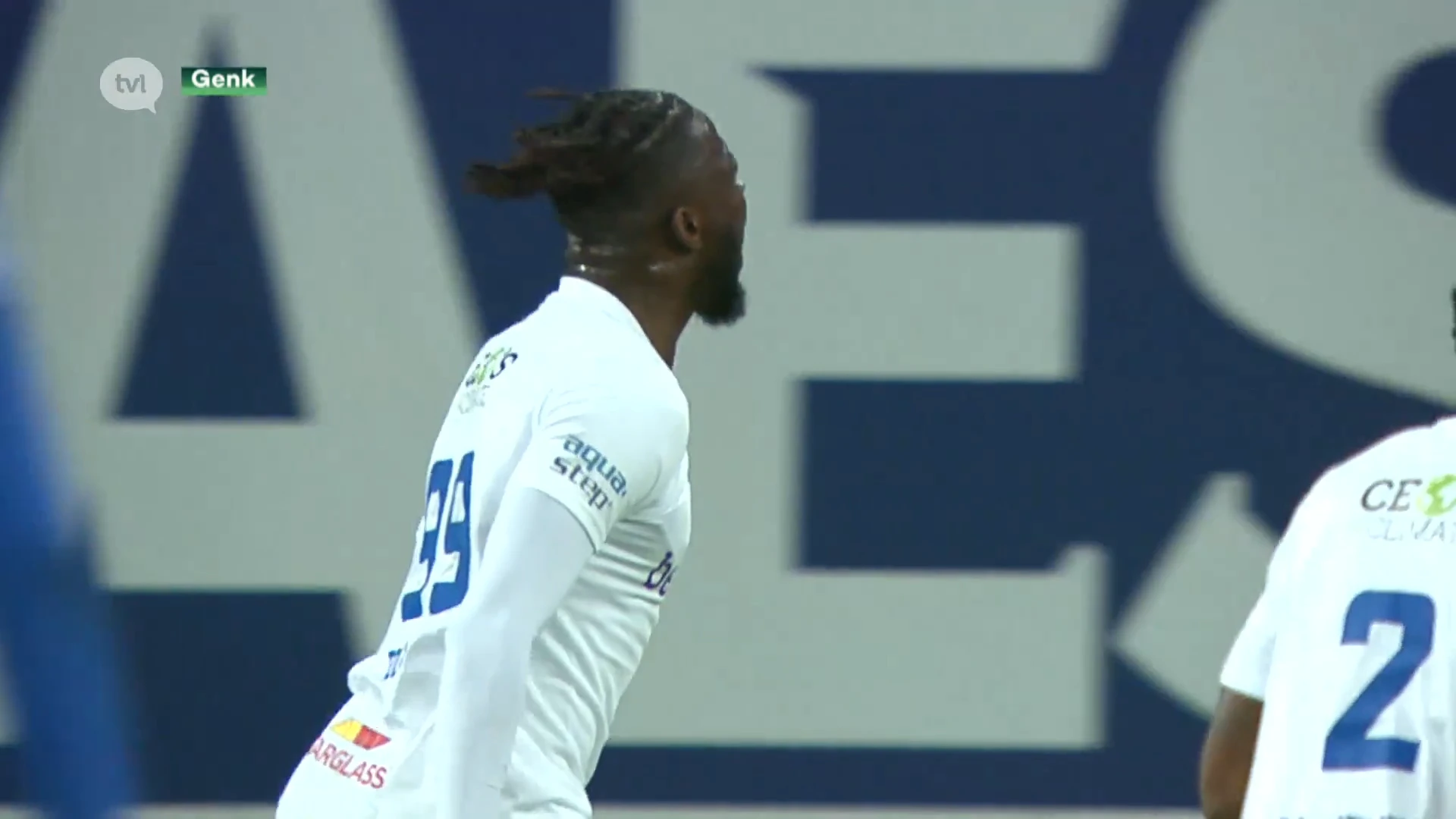 Arokodare meteen beslissend bij zijn debuut bij Racing Genk