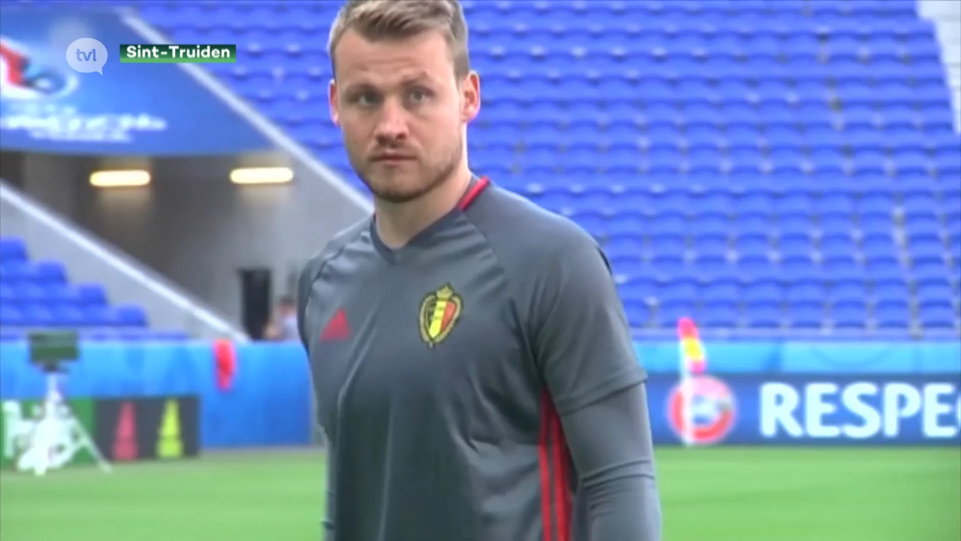 Simon Mignolet kondigt officieel afscheid aan als Rode Duivel