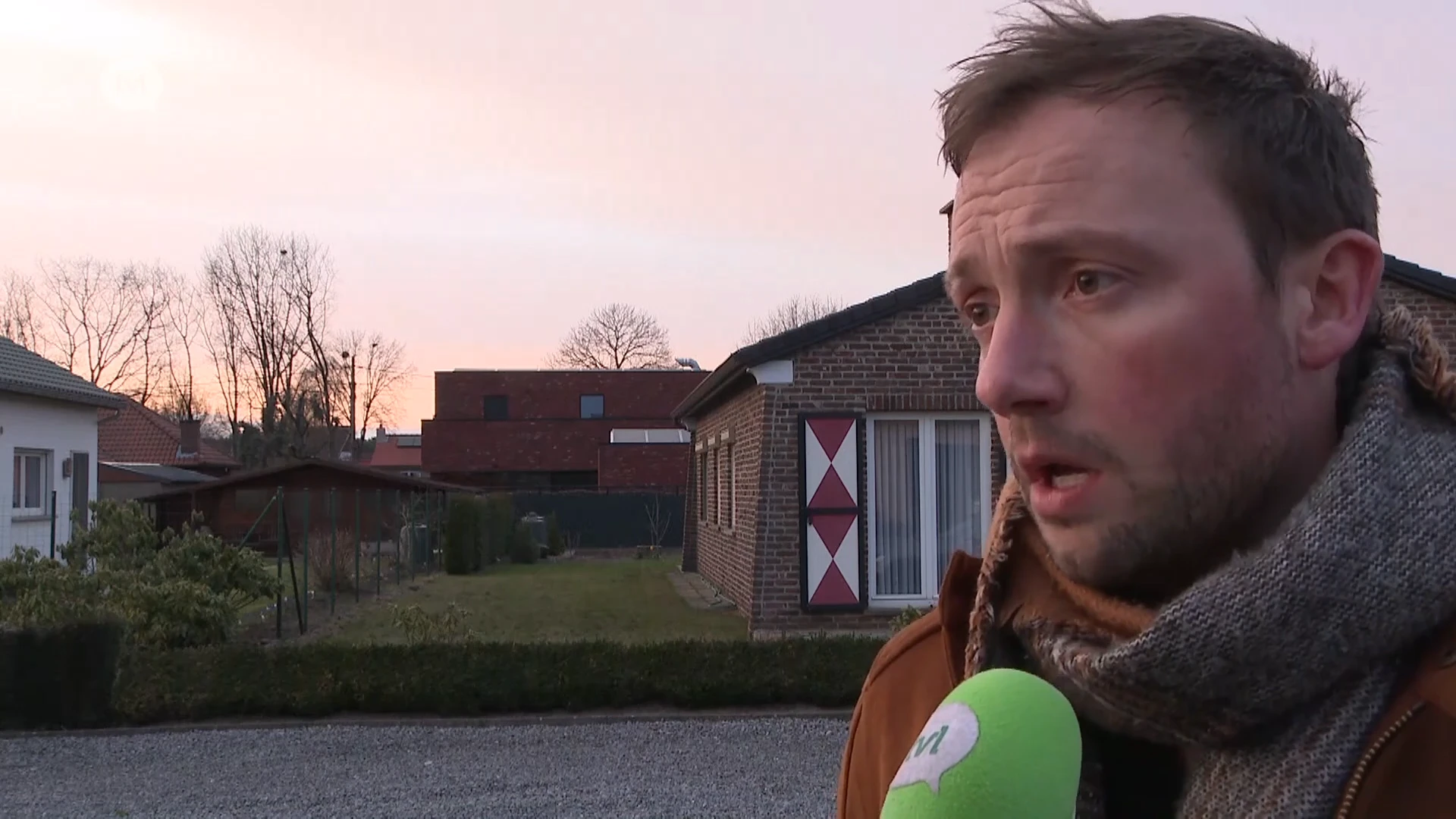 Politie zoekt met helikopter naar dementerende vrouw boven het militair domein