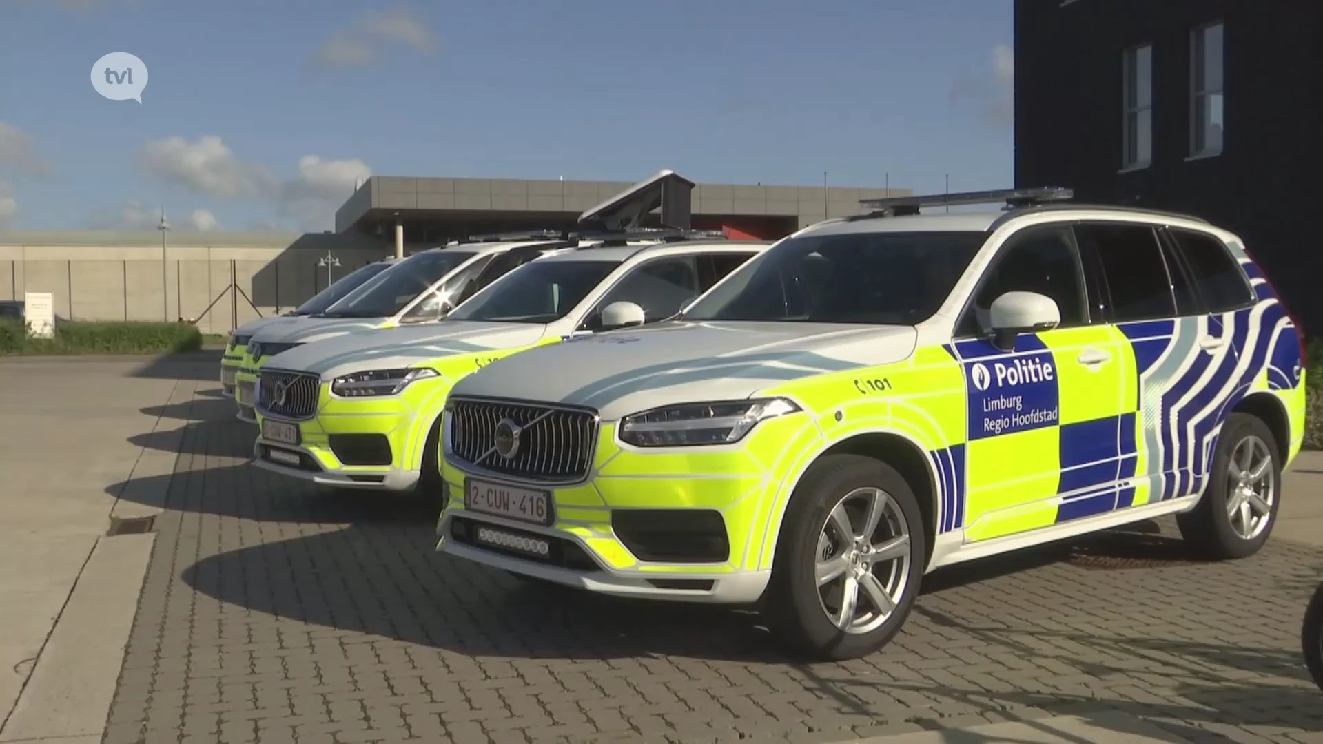 Eerste 'Battenburgcombi's' in Politiezone LRH: En ook binnenin heel wat nieuwe snufjes.