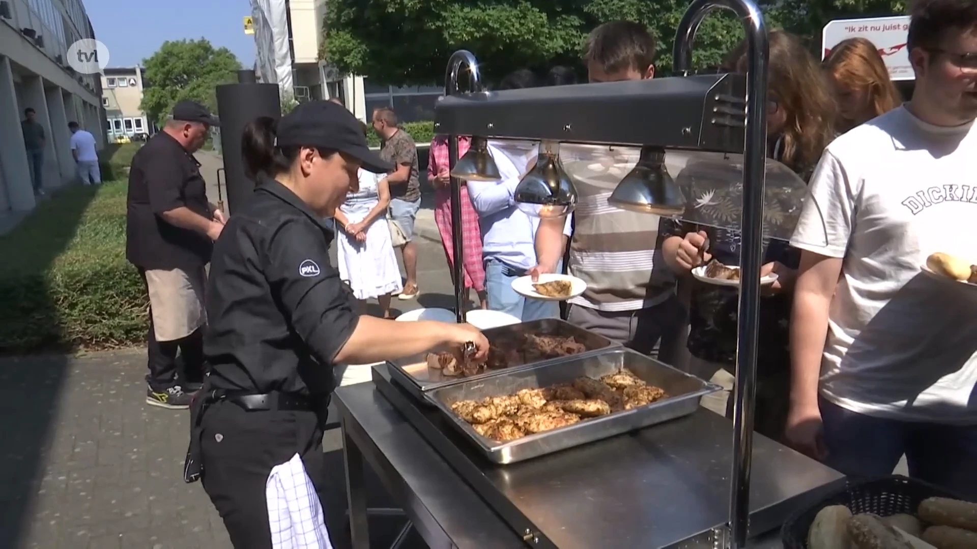 PXL Catering steekt barbecue aan na brand in keuken