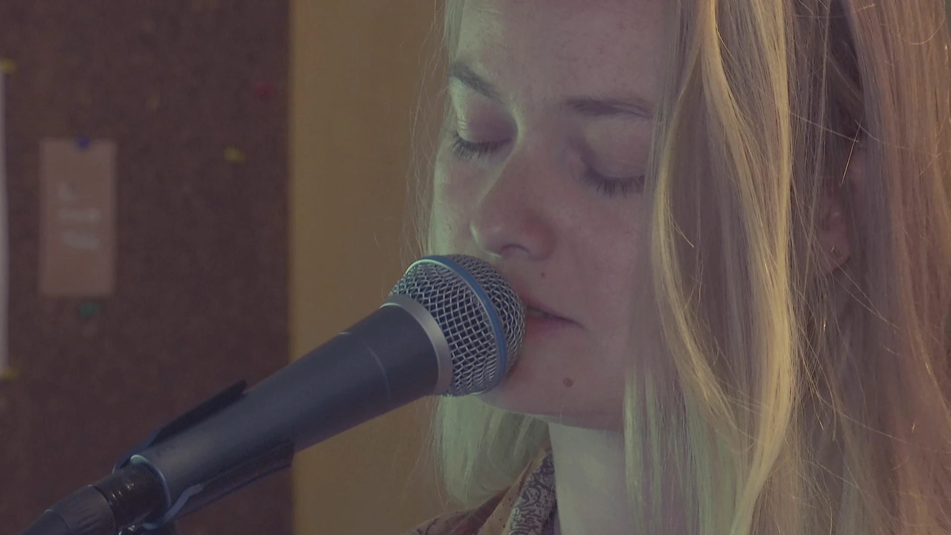 Zutendaalse Evawicht lanceert eerste single James Blond