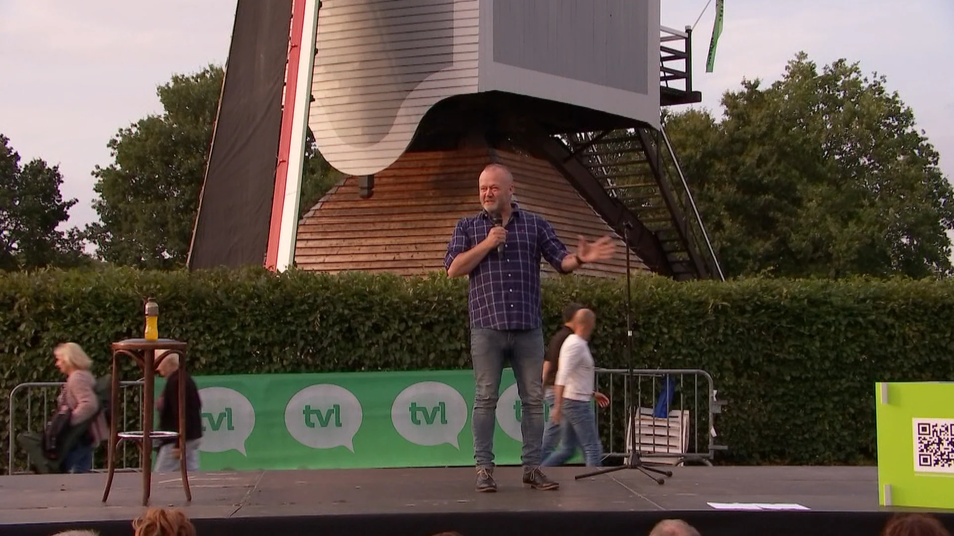 1.500 bezoekers genieten van de TVL Vertellingen met Steven Goegebeur in Lommel