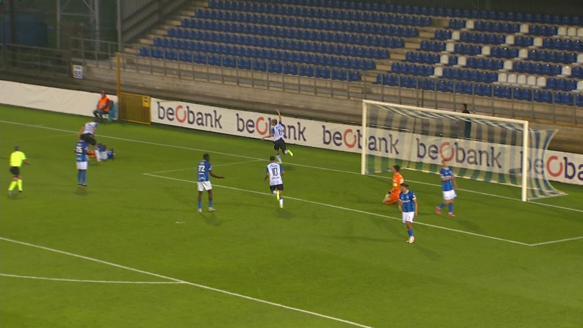 Jong Genk onderuit tegen Club NXT