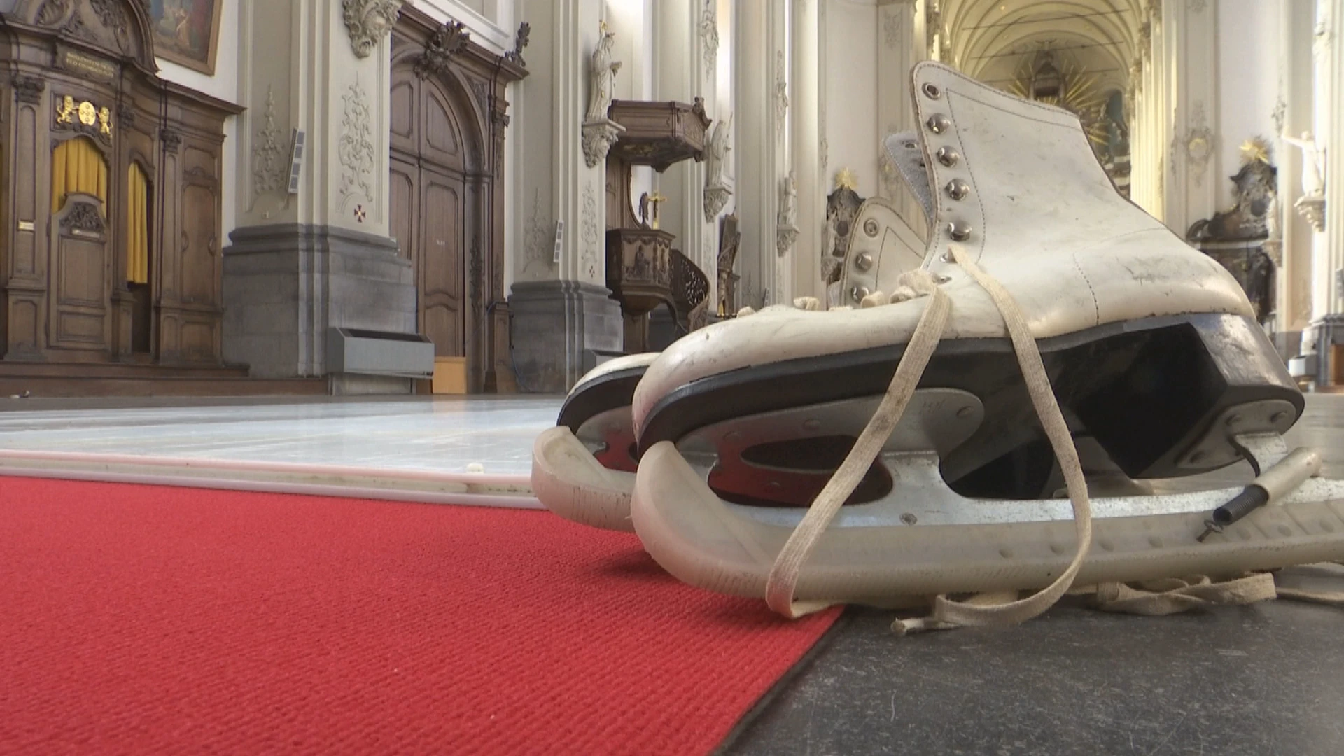 Schaatsen in de kerk in Sint-Truiden