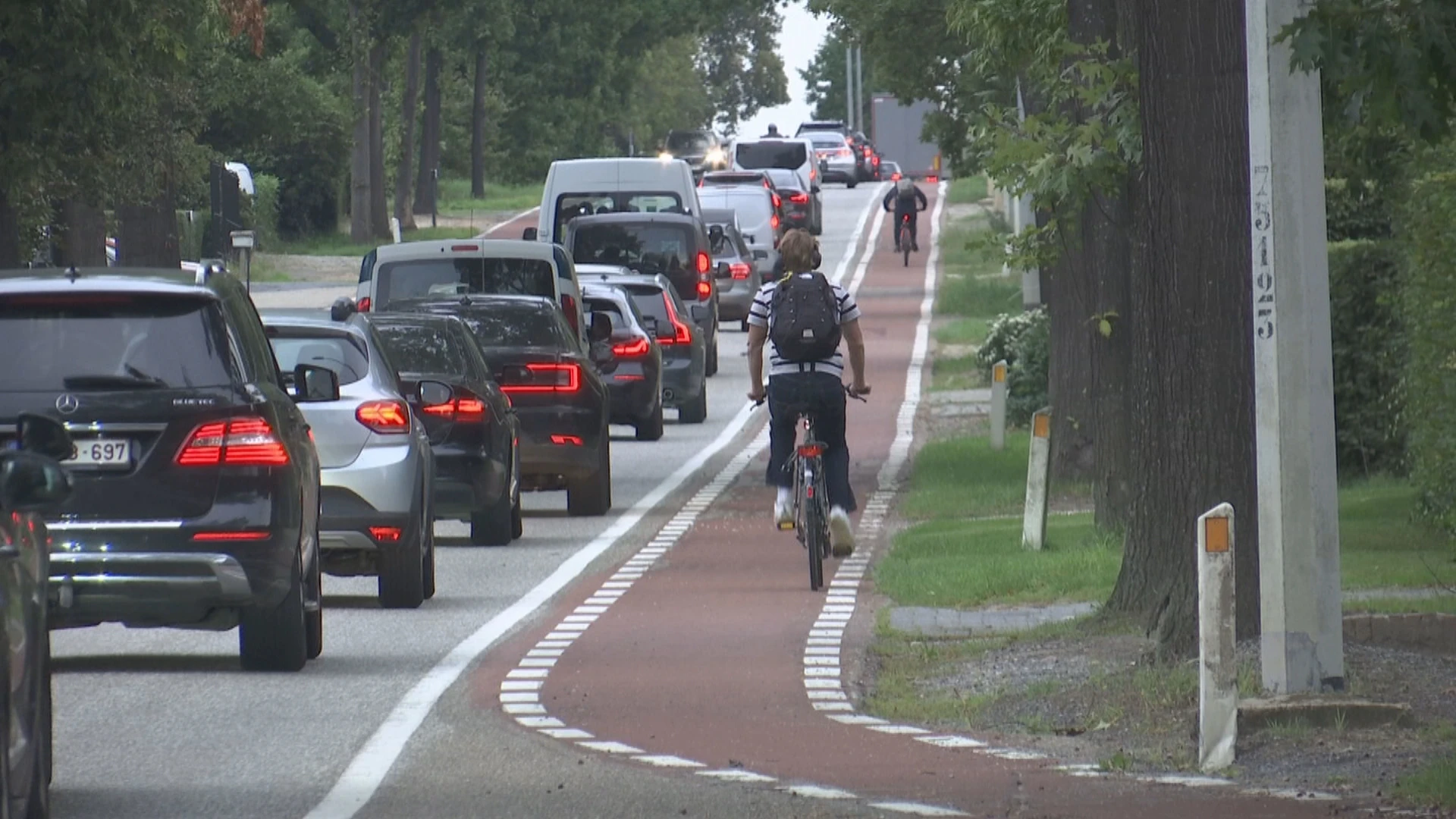 Groen wil af van moordstrookjes: "Fietspaden op straat geschilderd zijn levensgevaarlijk"