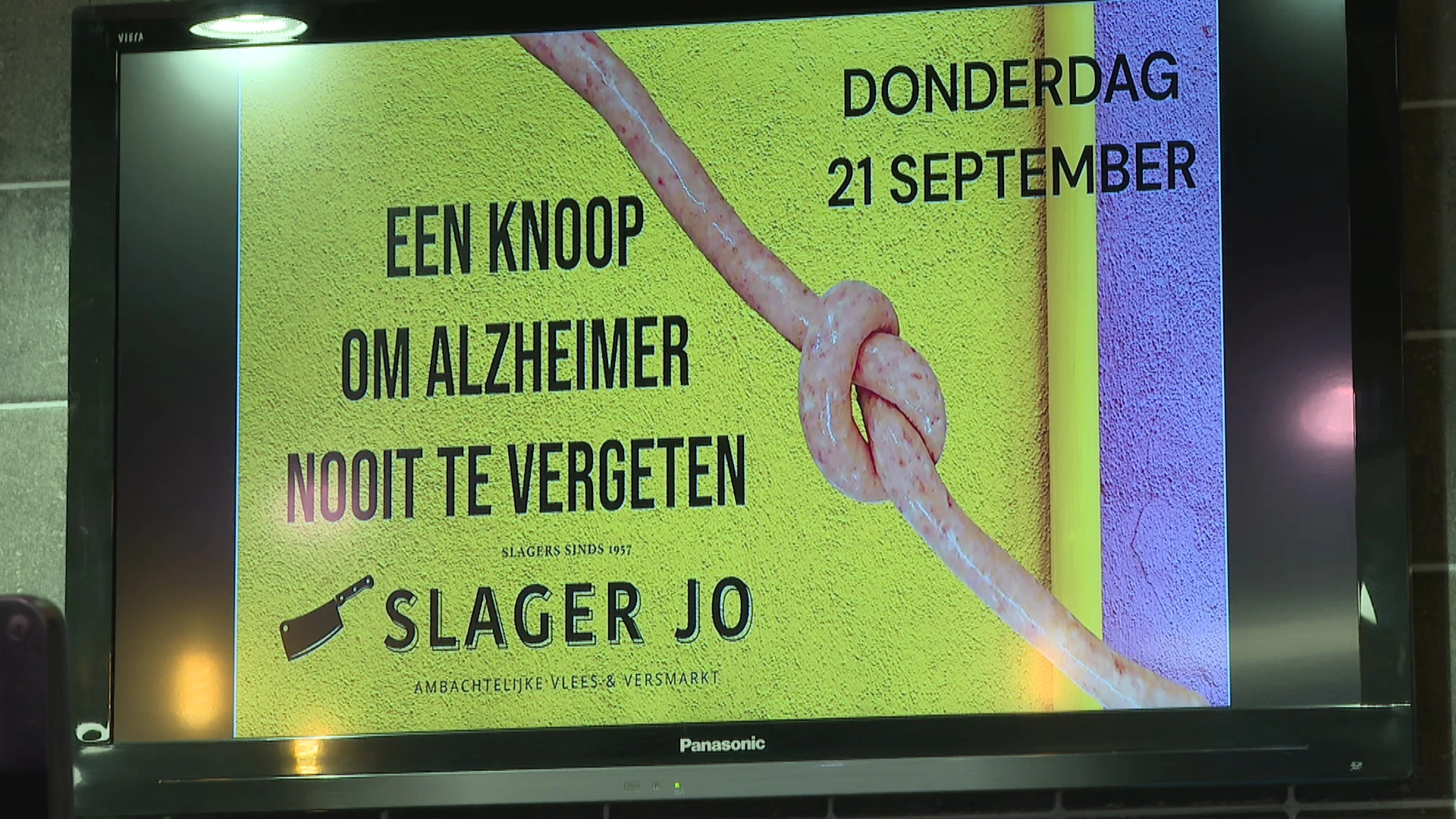 Slager legt knoop in chipolata's voor Wereld Alzheimer Dag
