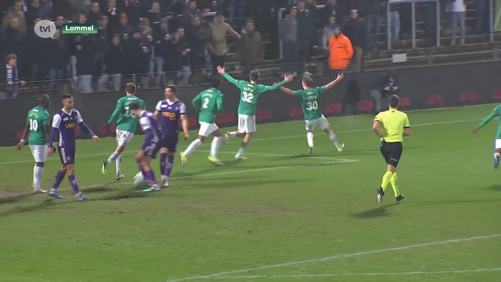 Lommel SK klopt leider Beerschot met 3-0