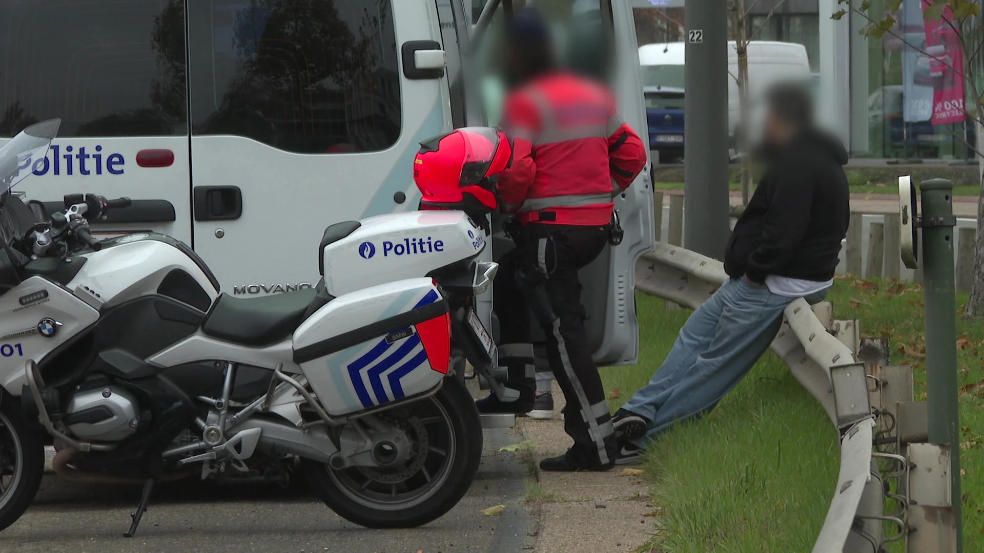 Eén op twee werkstraffen die de rechtbanken opleggen, zijn het gevolg van een verkeersovertreding.