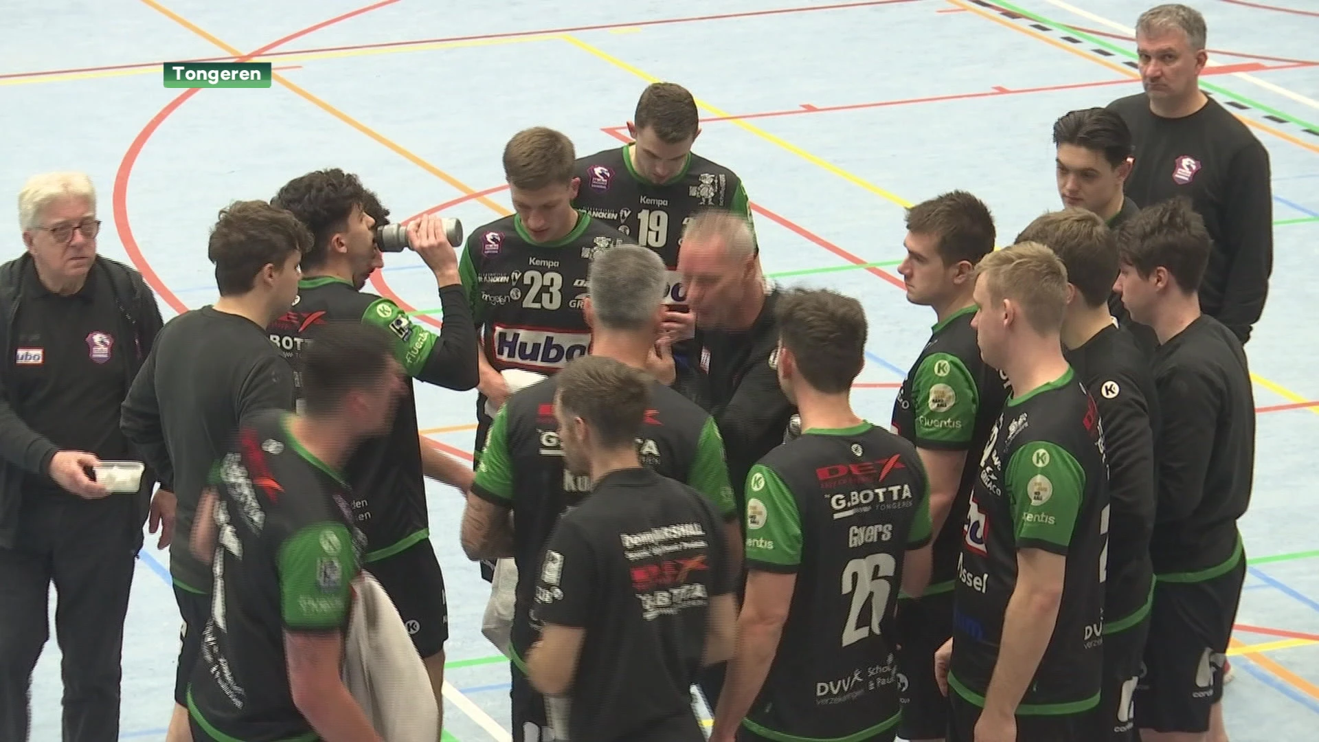 Achilles Bocholt blijft leider na overwinning bij Hubo Handbal