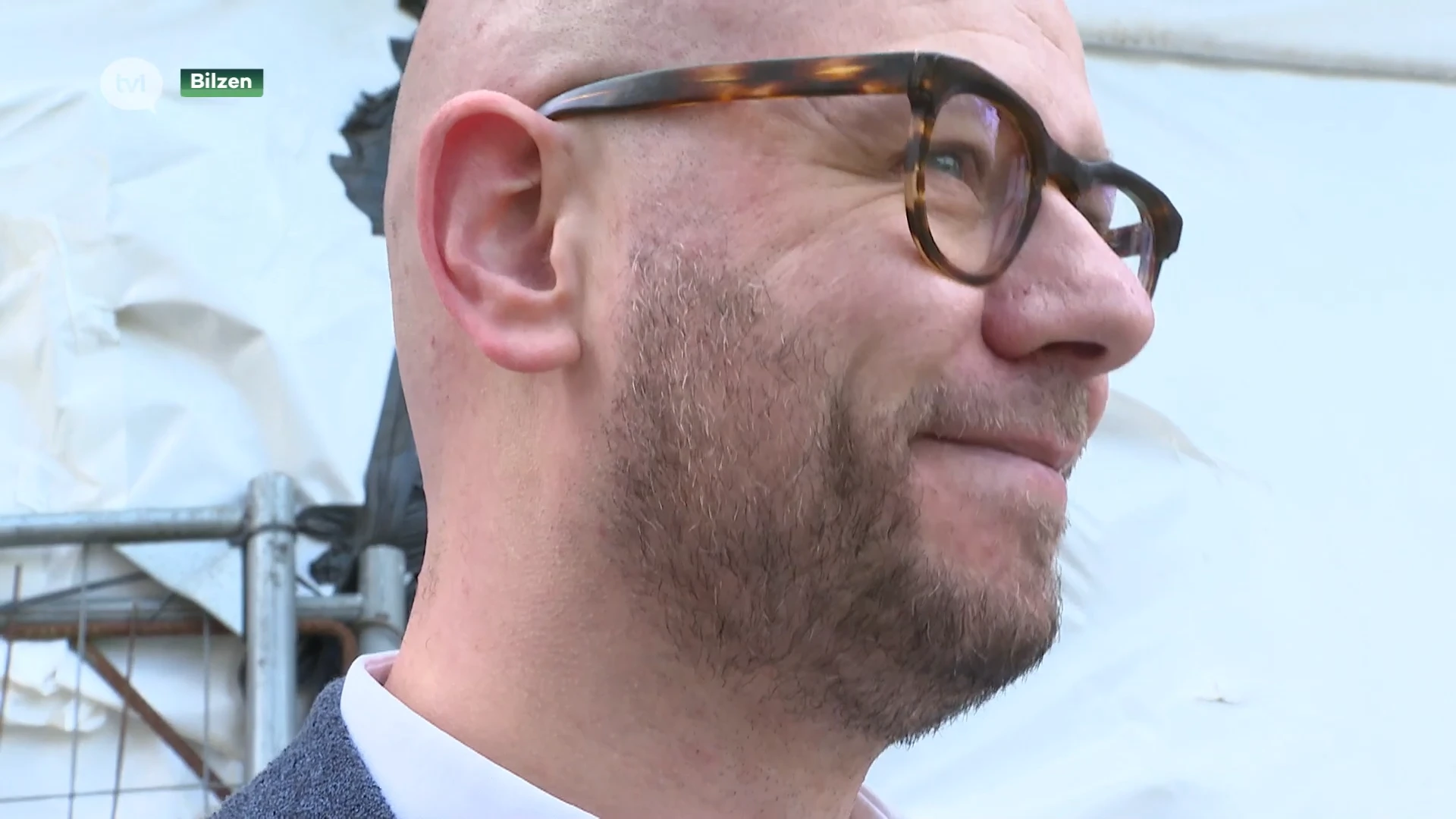 Steven Coenegrachts wil wachttijd voor vergunning beperken tot één jaar