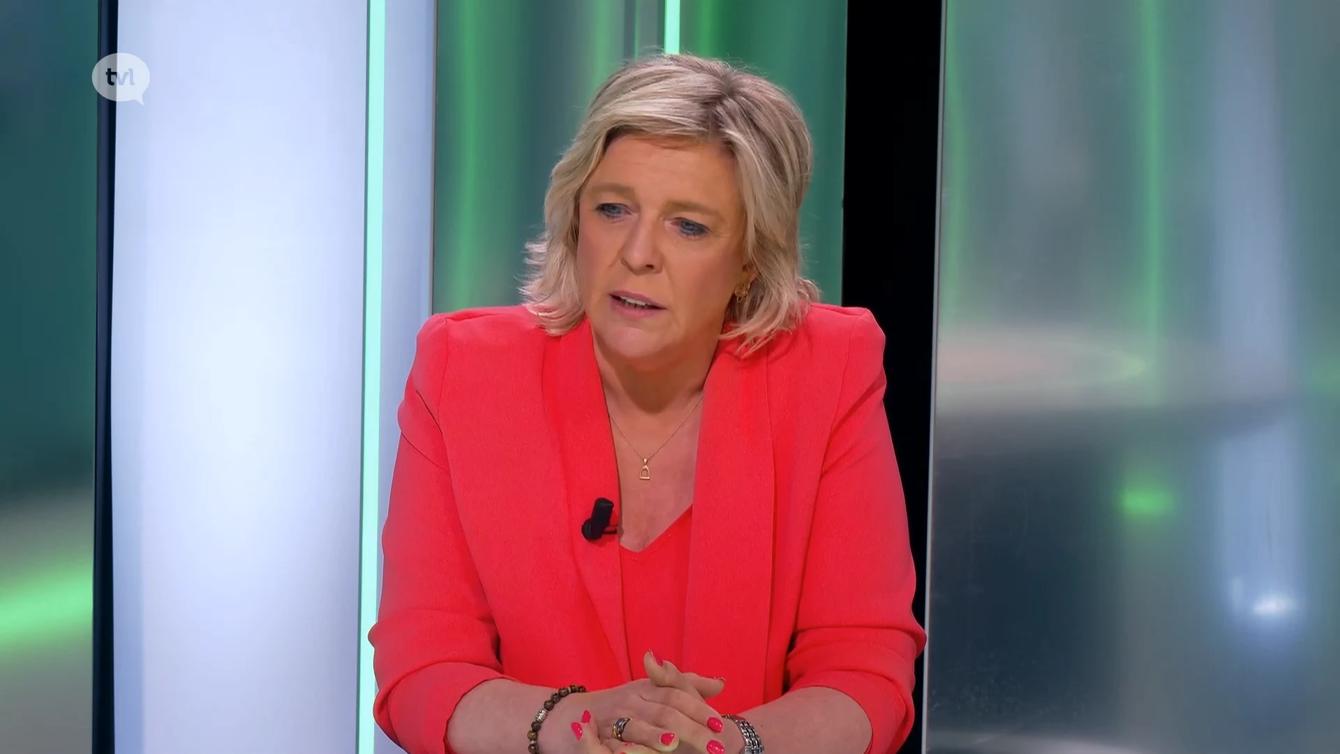 Open VLD behoudt het vertrouwen in Europees lijsttrekker Hilde Vautmans na anonieme beschuldigingen van misbruik van Europees geld.