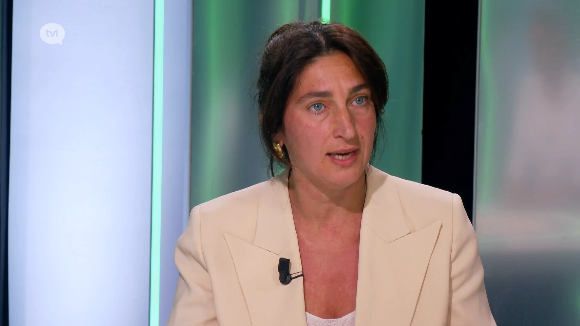 Zuhal Demir: 'Vergunning van alle Diyanet moskeeën moet worden ingetrokken'