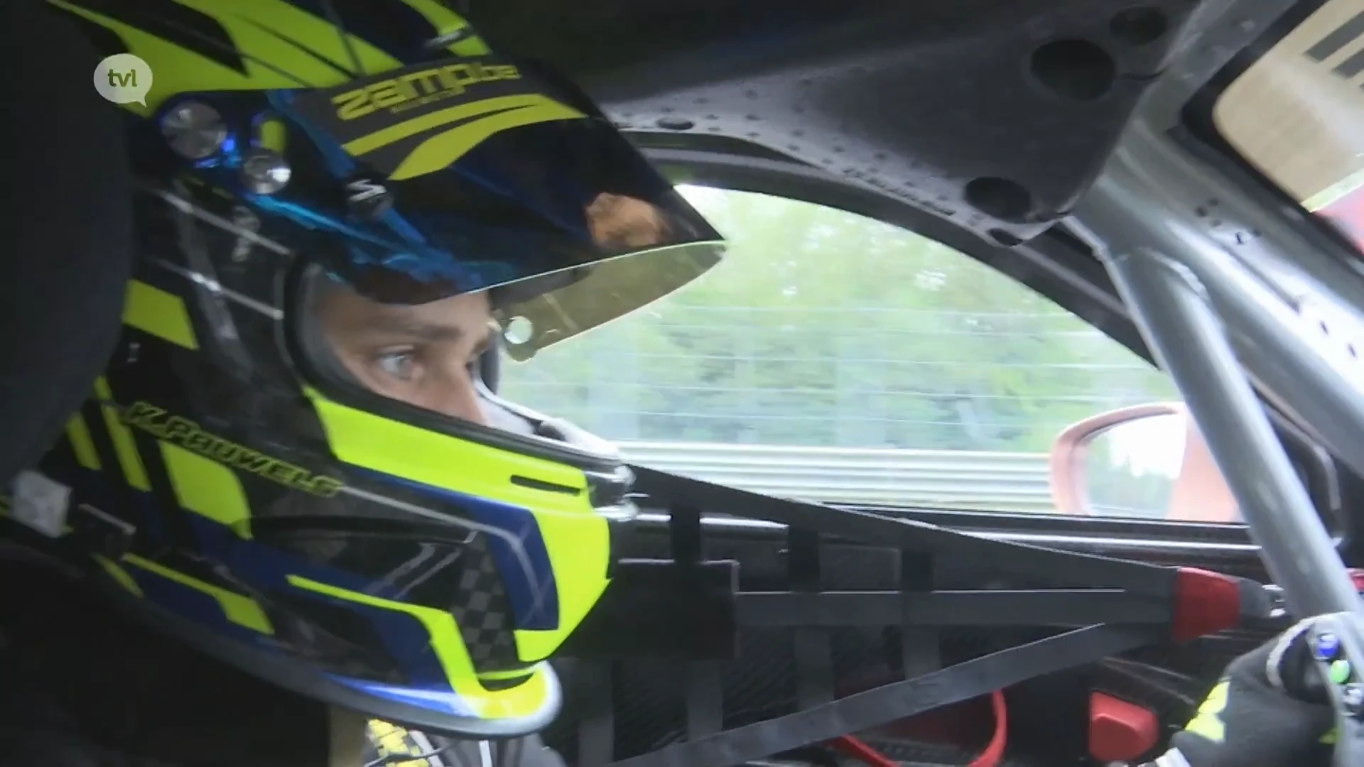 Kobe Pauwels klaar voor de Porsche Carrera Cup