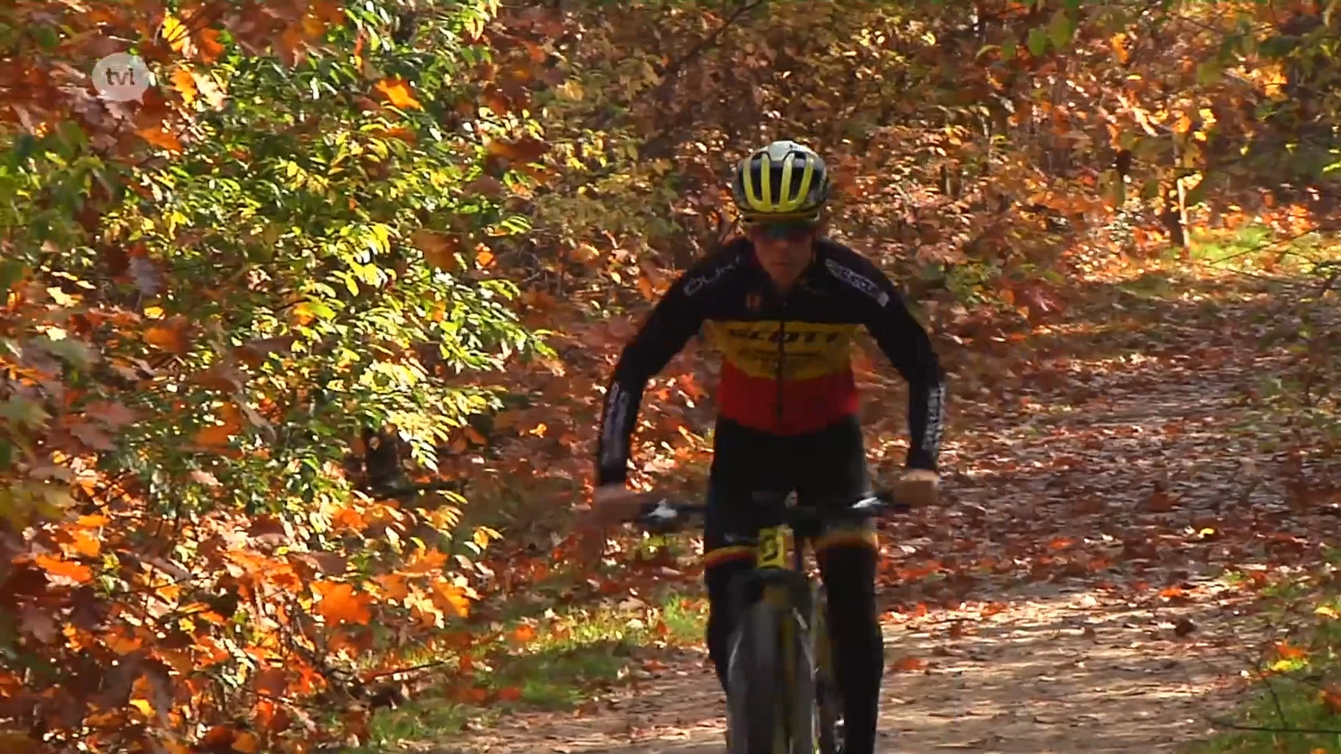 Mountainbiker Jens Schuermans dreigt Olympische Spelen te missen door polsbreuk
