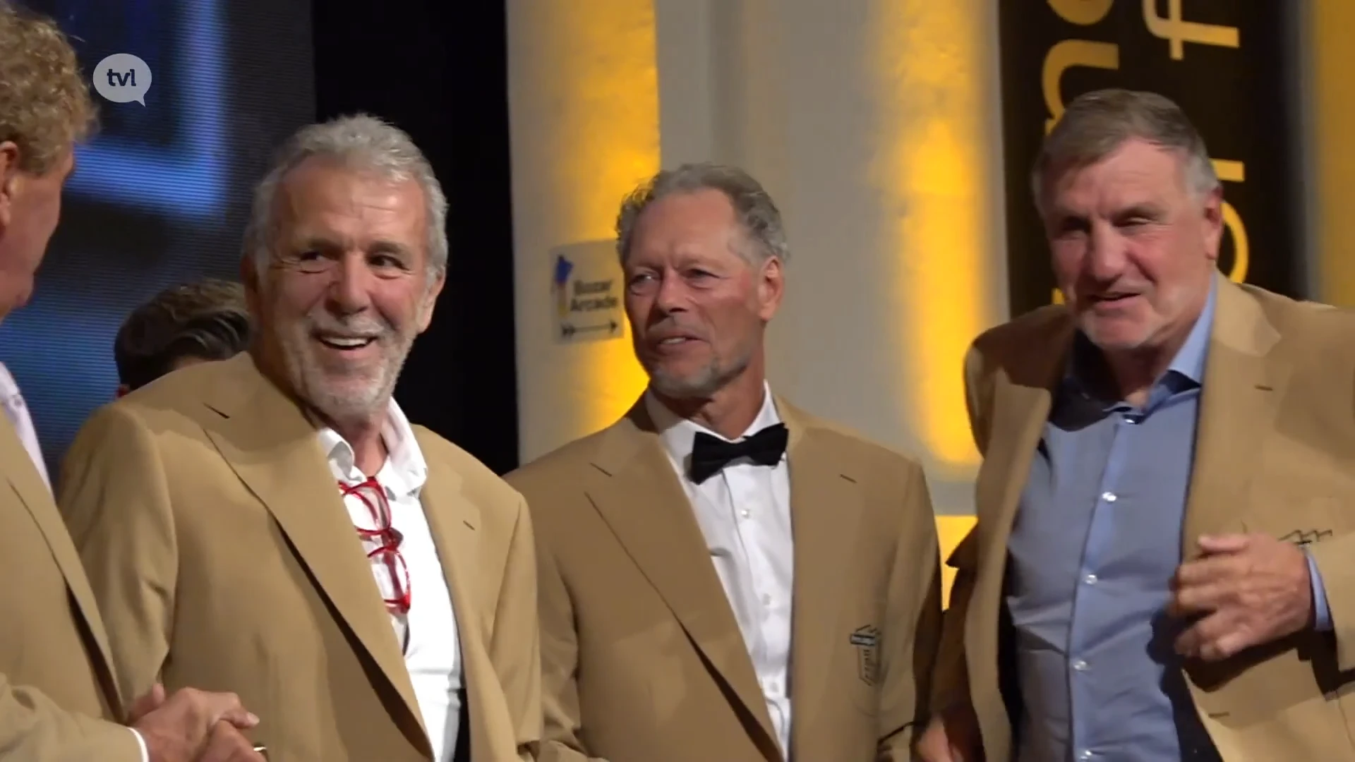 Luc Nilis en Eric Gerets in Hall Of Fame