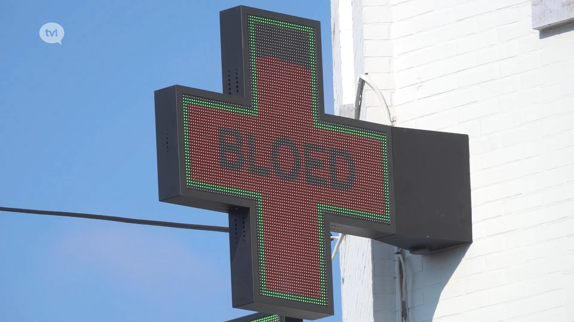Dankzij Limburgse ondernemer kan Rode Kruis bloedvoorraad live op apotheekkruisen tonen